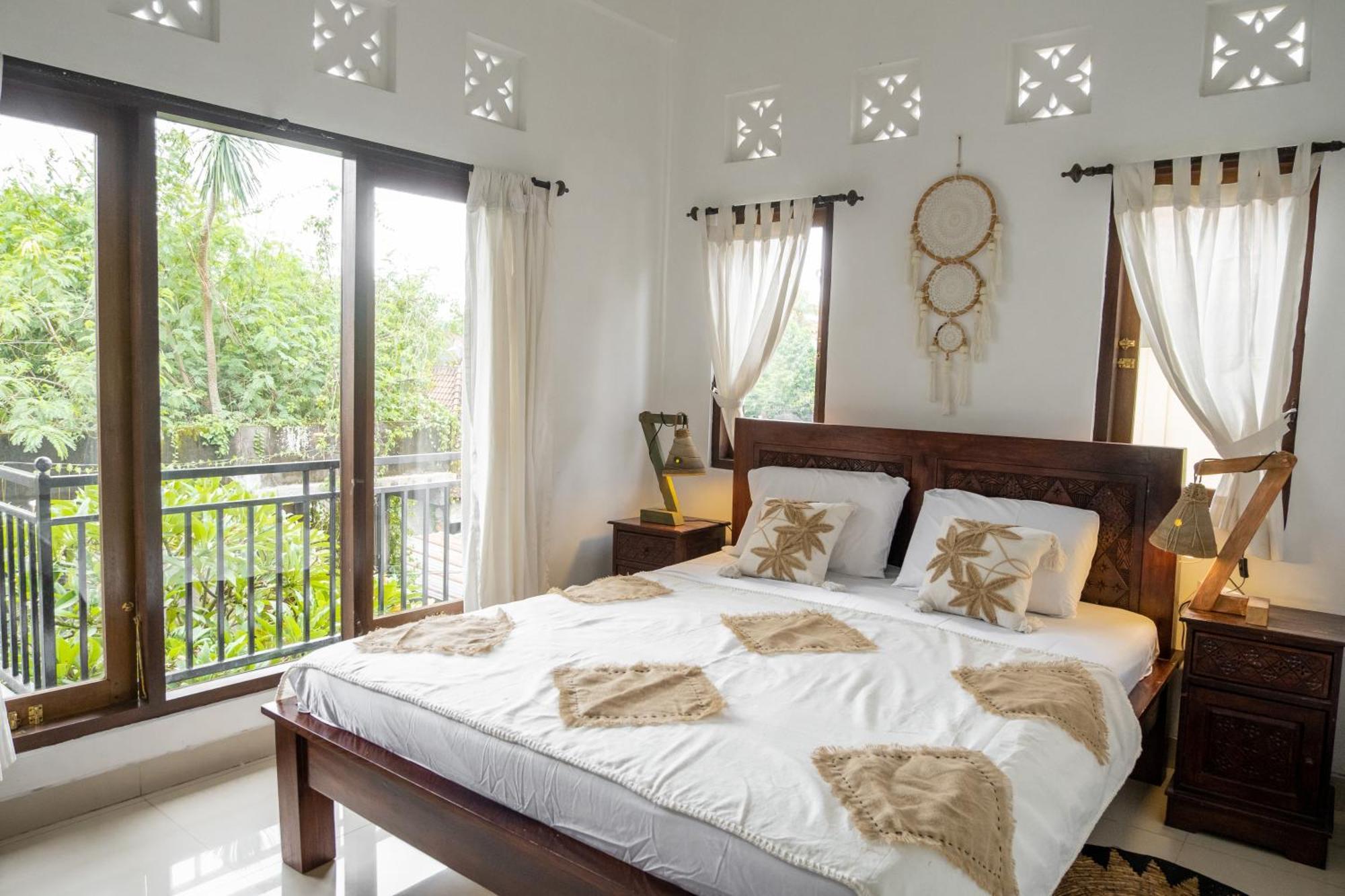 Light House Villa *
