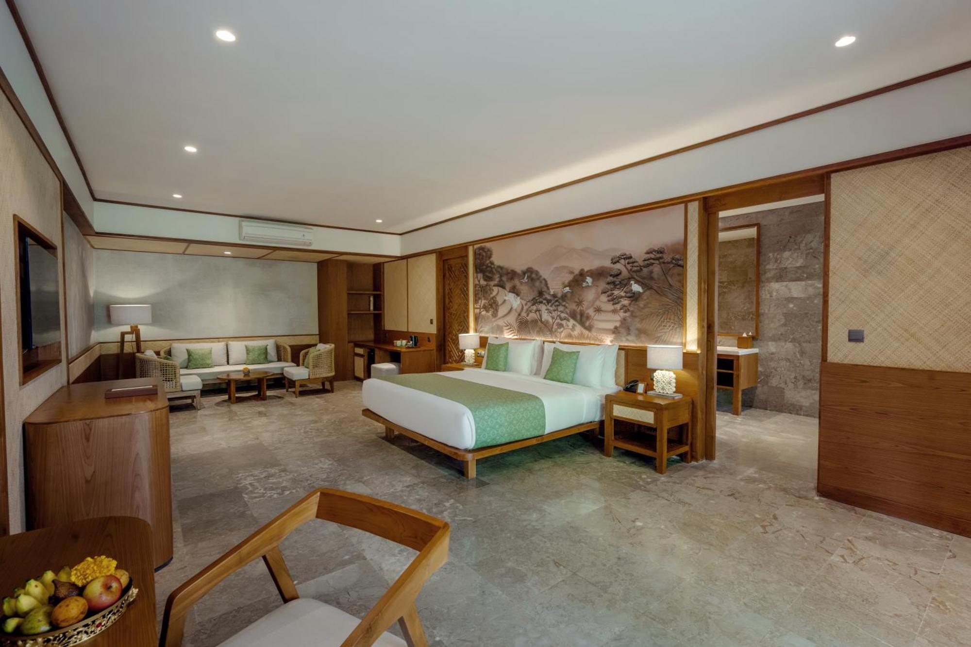 Anandadara & Hotel 5*