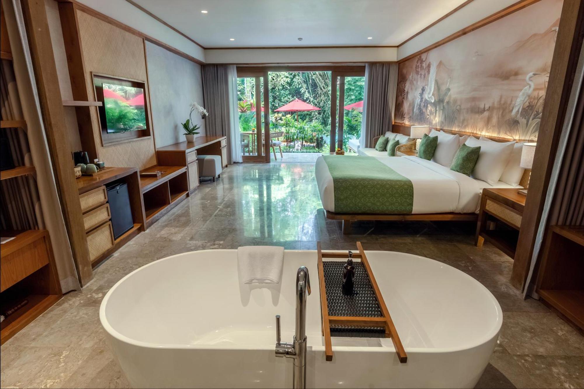 Anandadara & Hotel 5*
