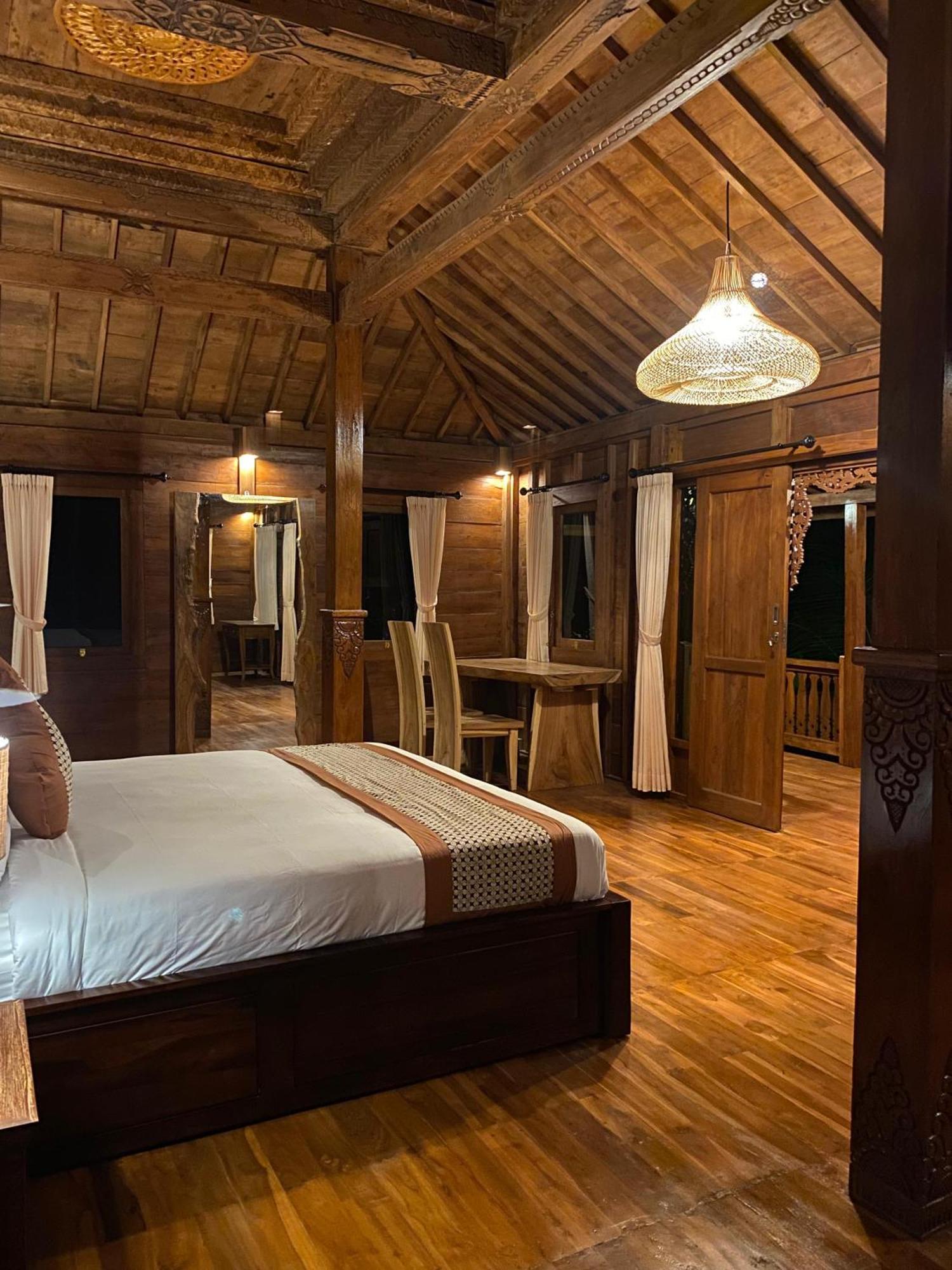 Virani * Ubud