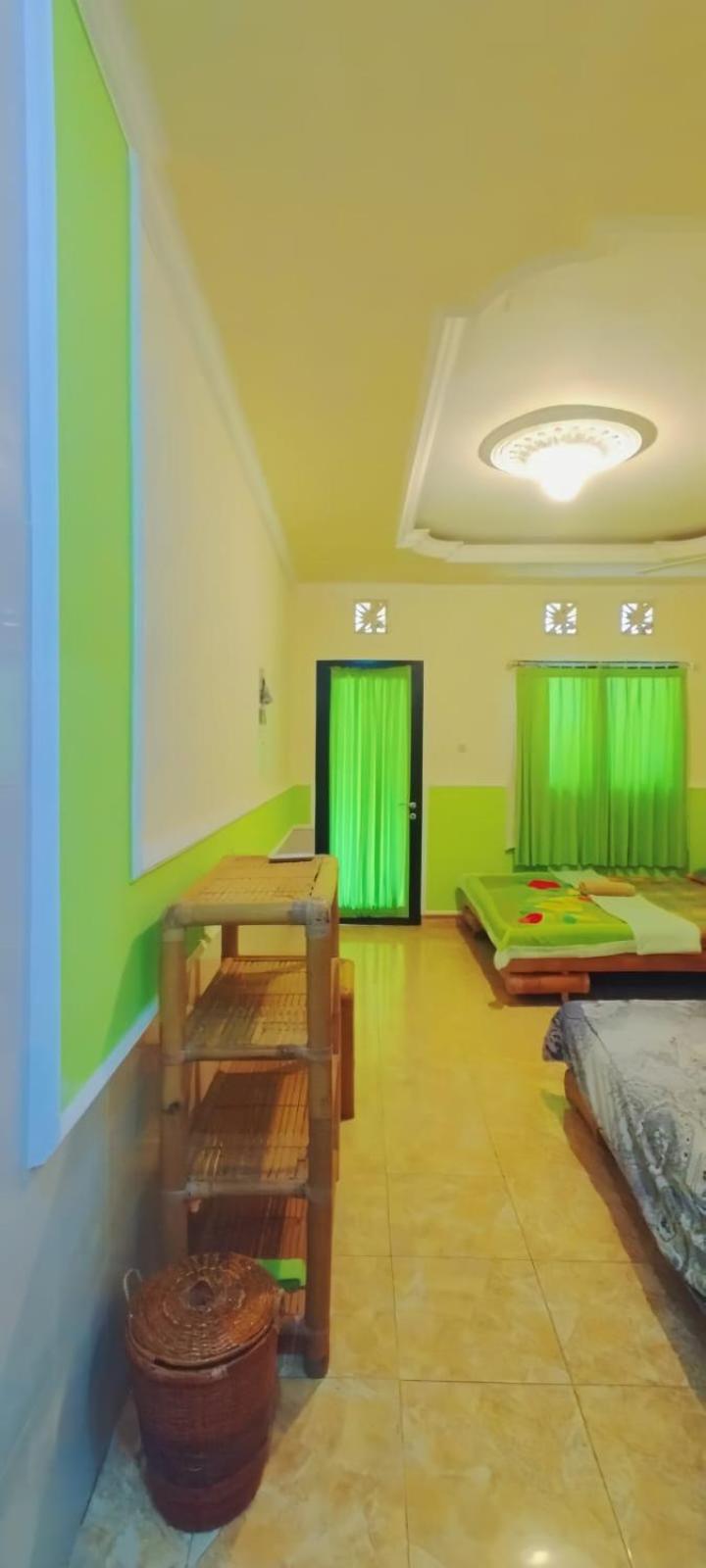 View Twin Bed Exotic Homestay *