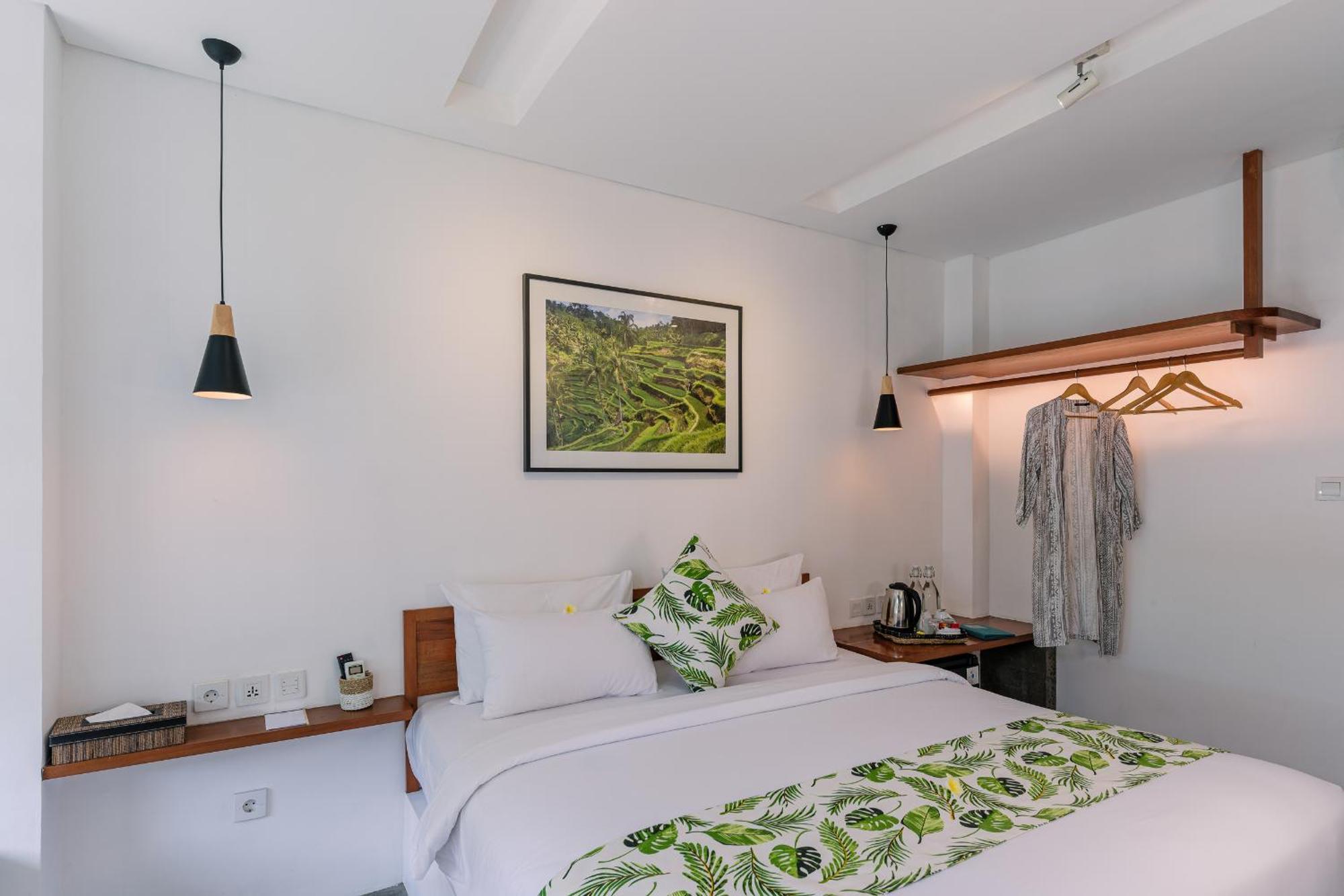 Chandi Hotel 3*