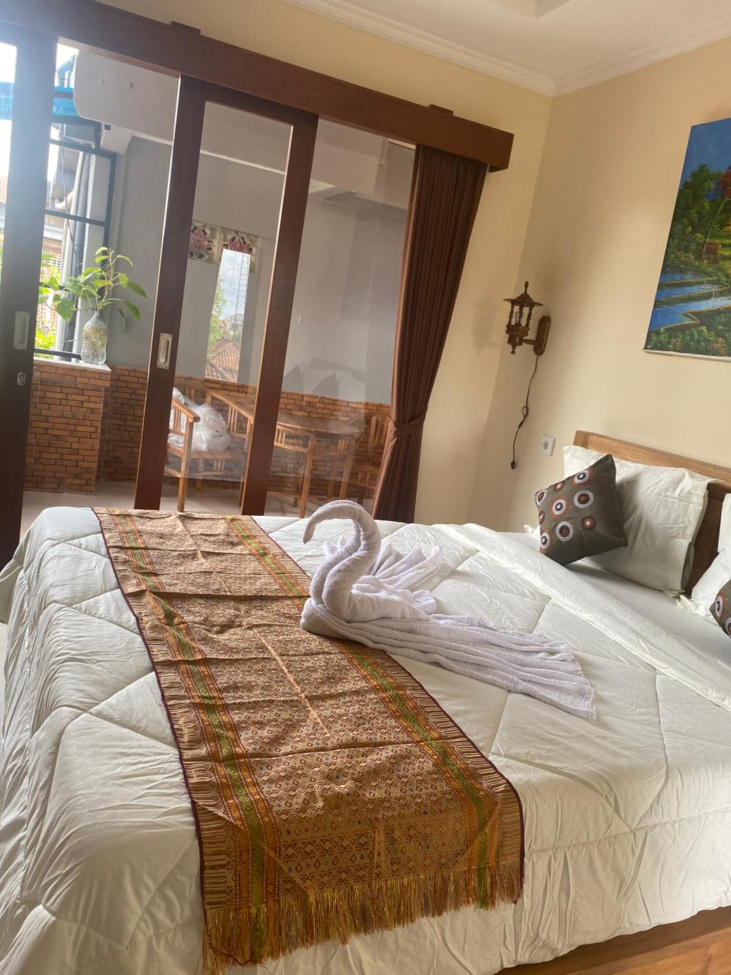 Homestay Wahadi *