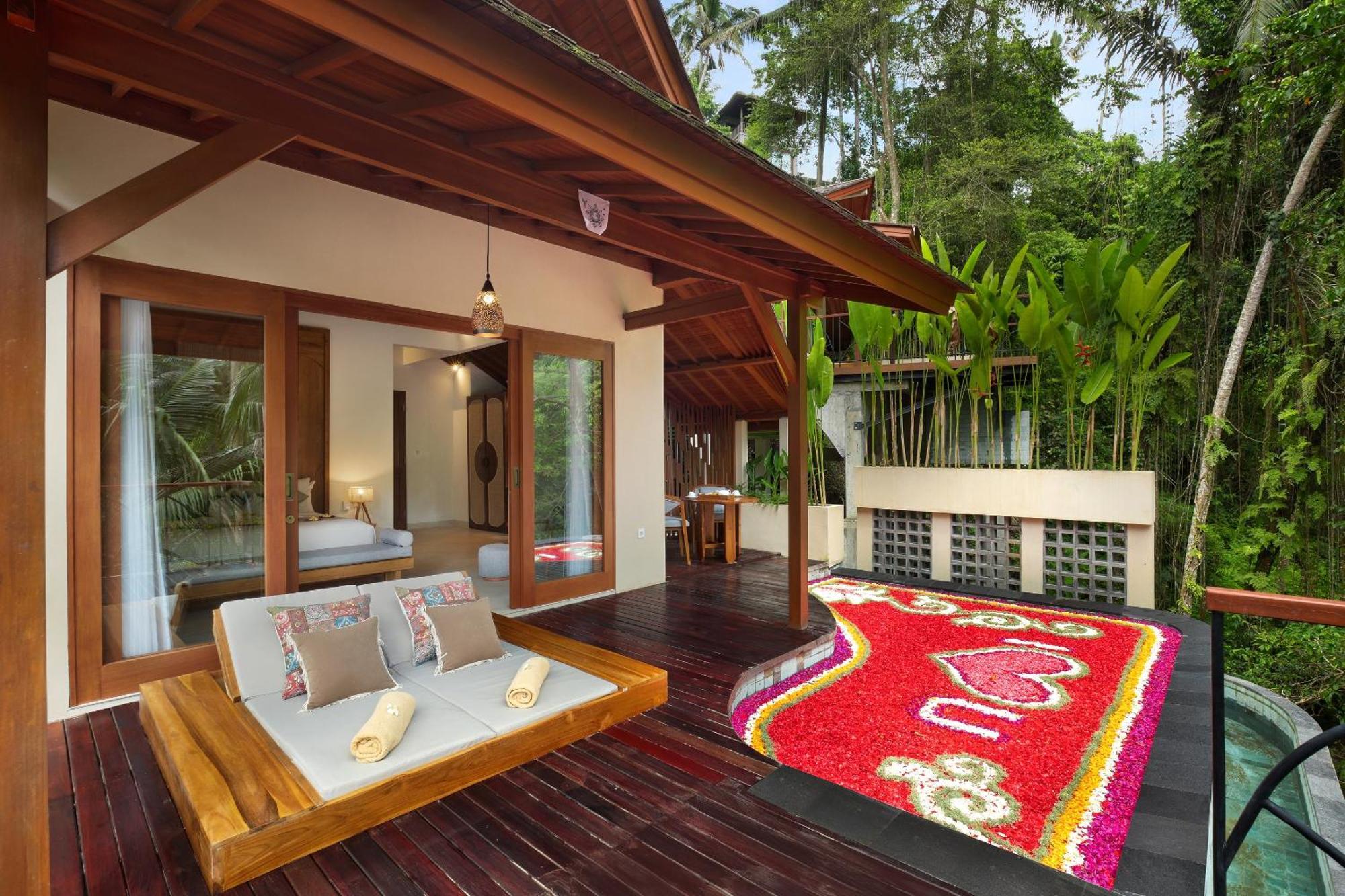 Jannata And Ubud (Bali)