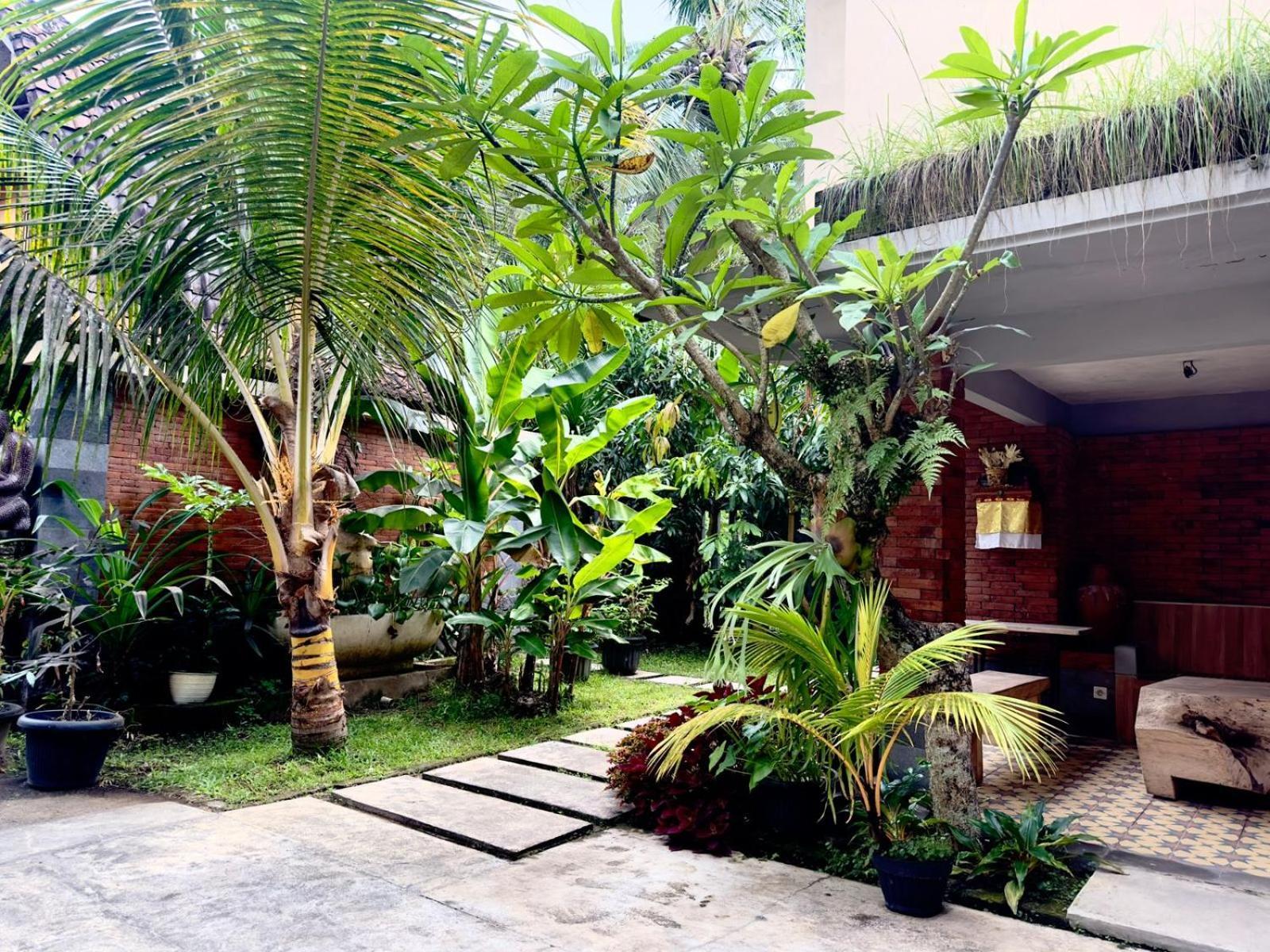 Mandala Homestay *