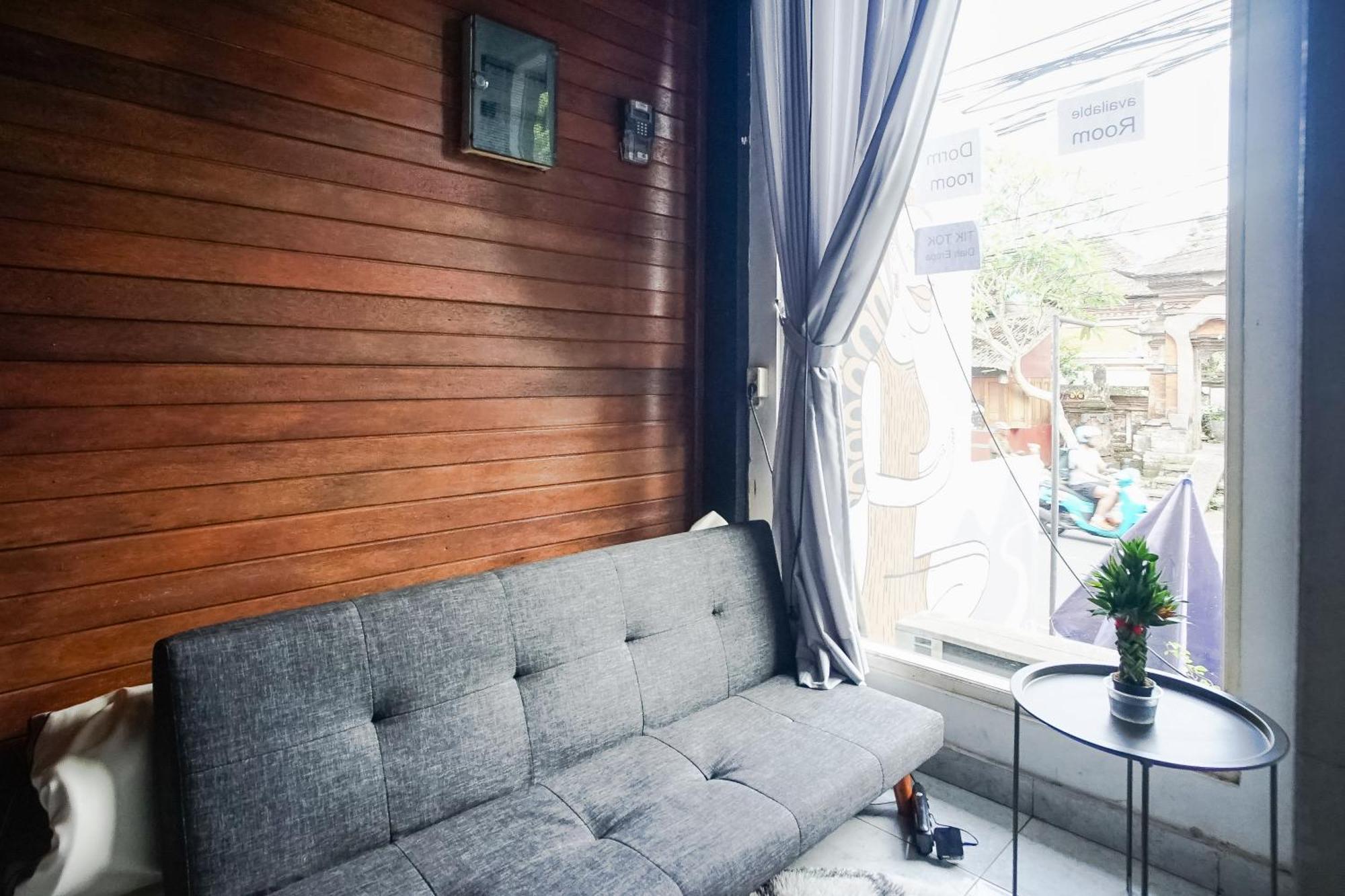 Capsule hotel Bali Backpacker & *