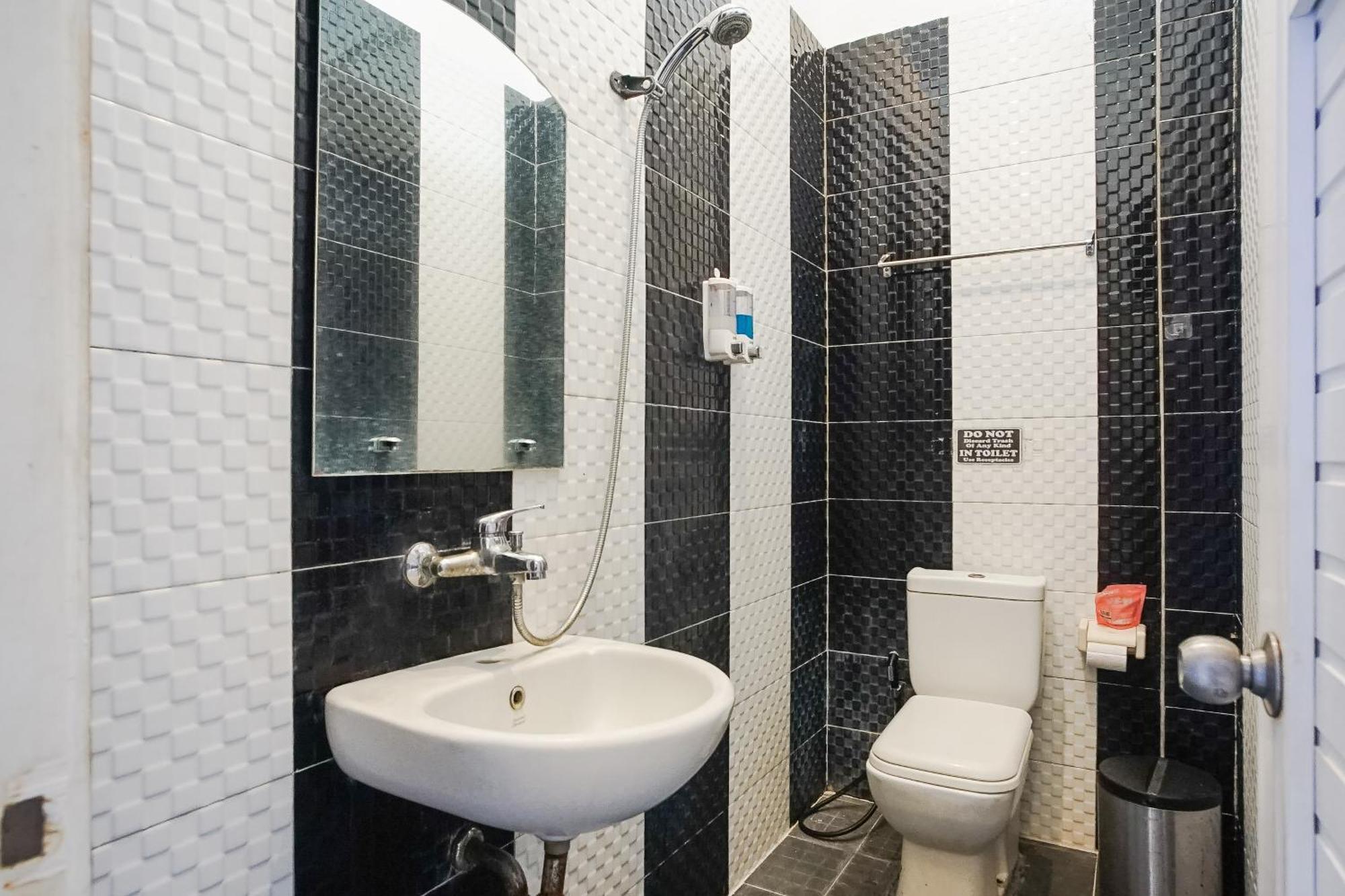 Capsule hotel Bali Backpacker & *