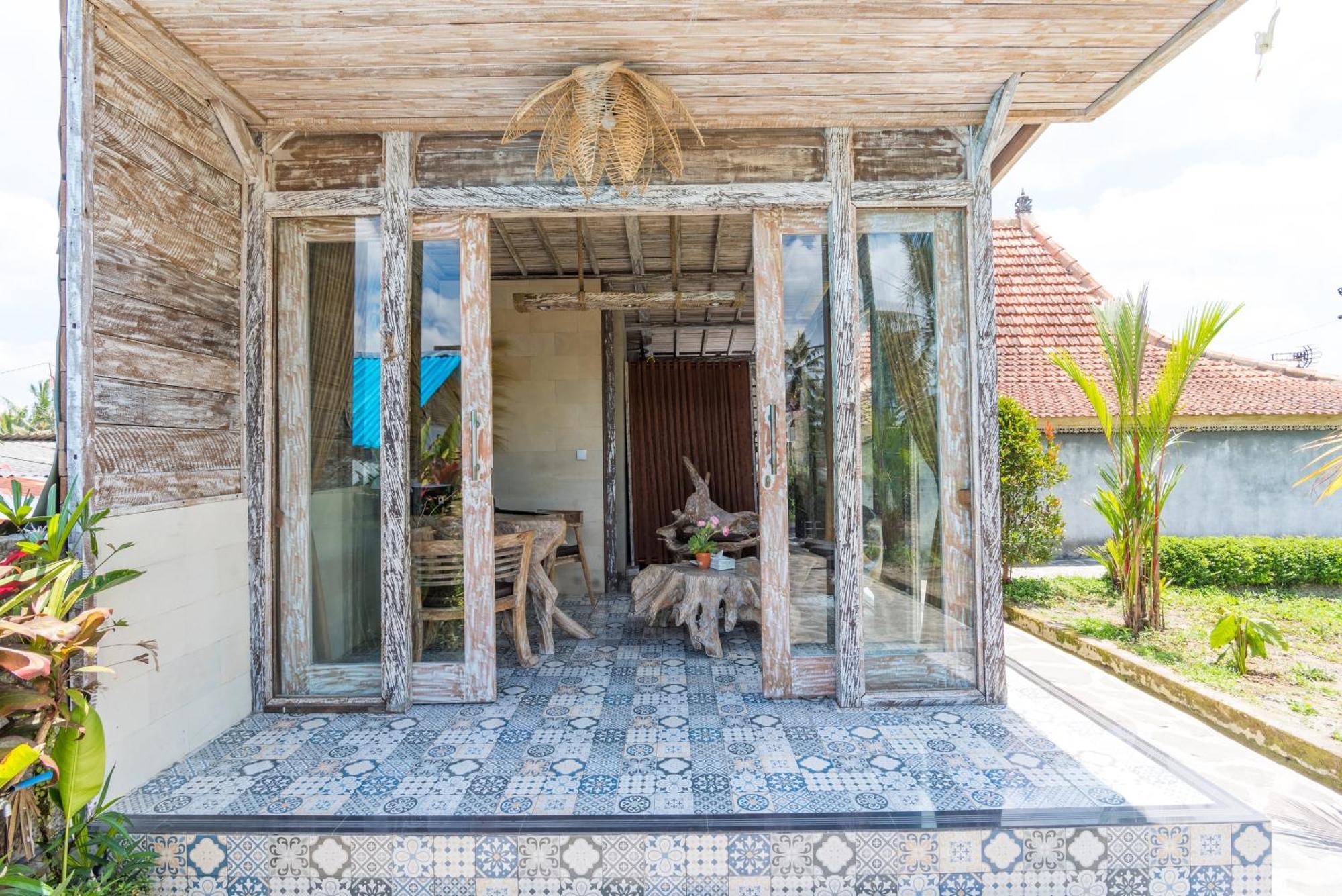 Bed & Breakfast The Bagus Lokha