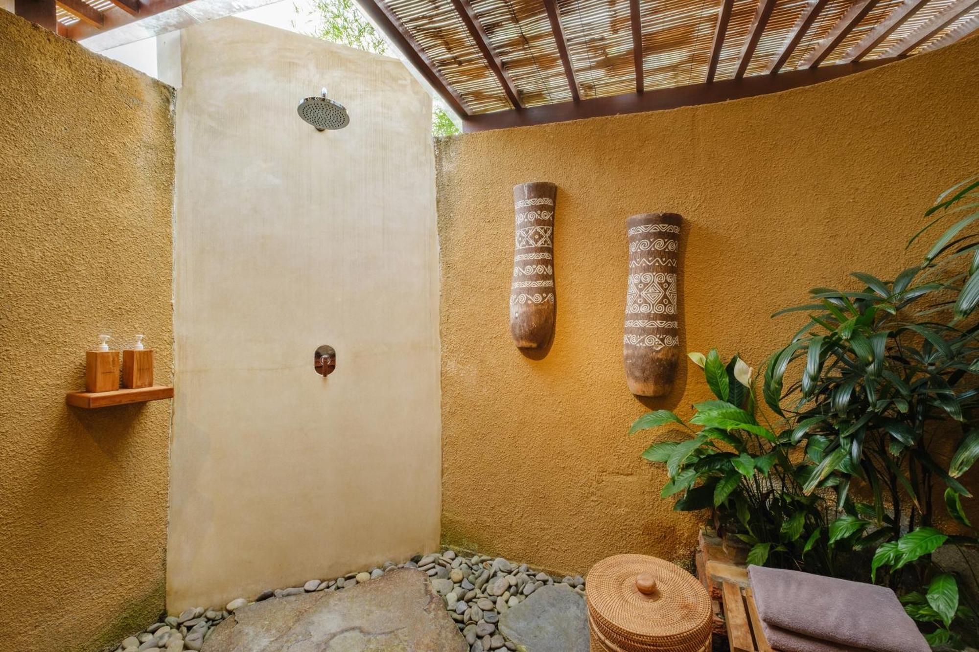 Villa Dharuna *