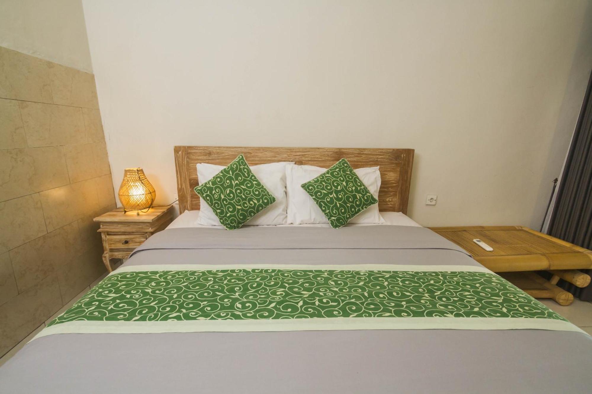 Parthi Puri Guest house