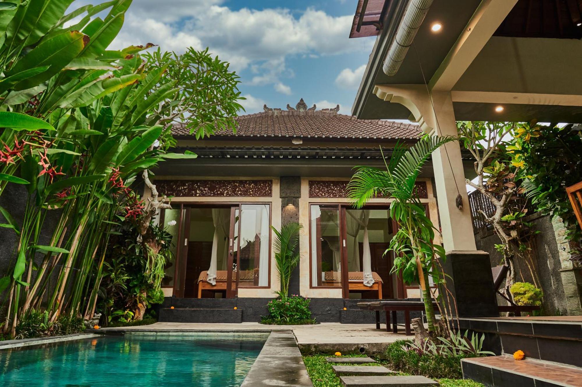 Guest house Pondok Buda Merta 3*