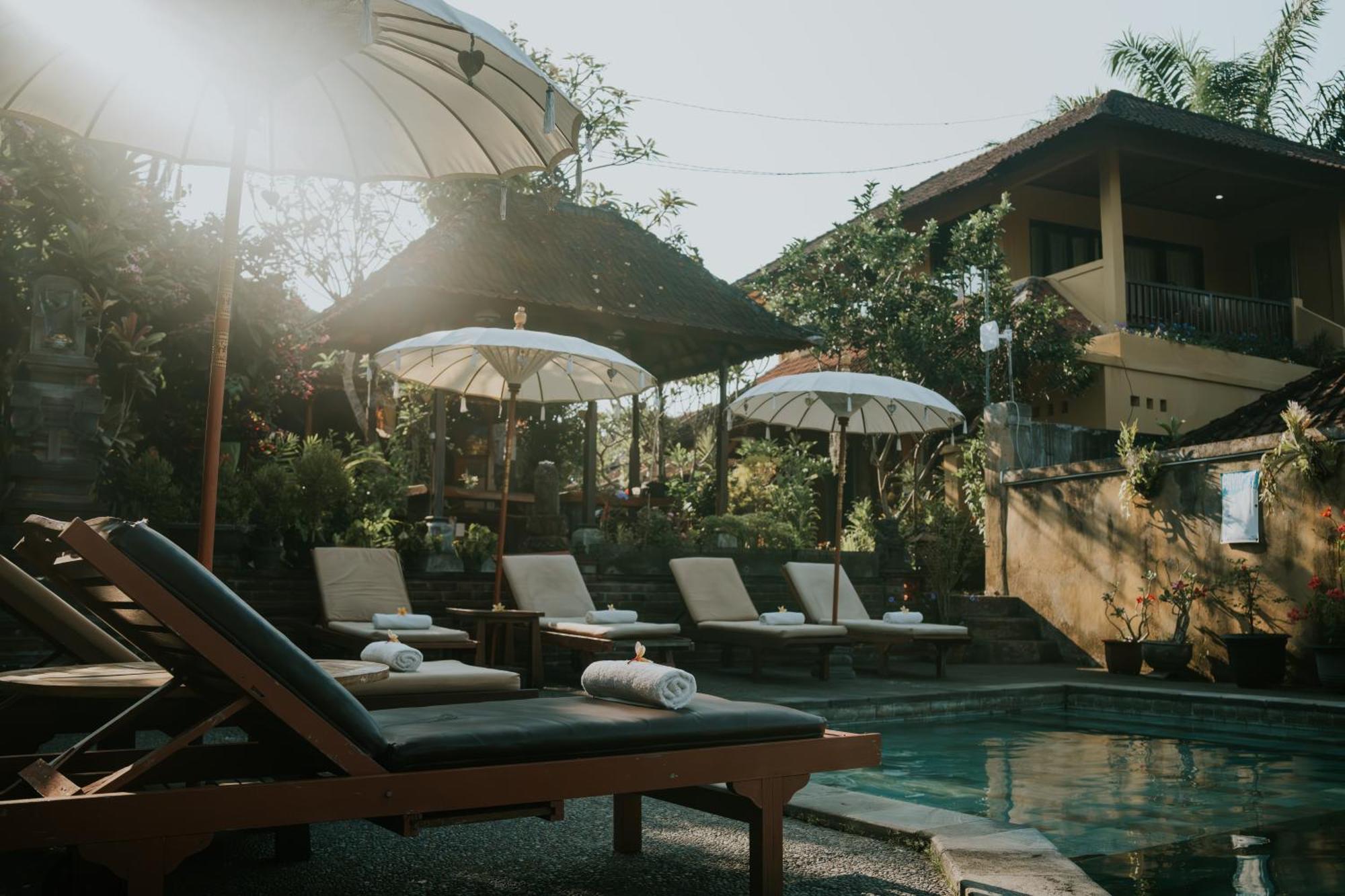 Jati 3 And Guest house 3*