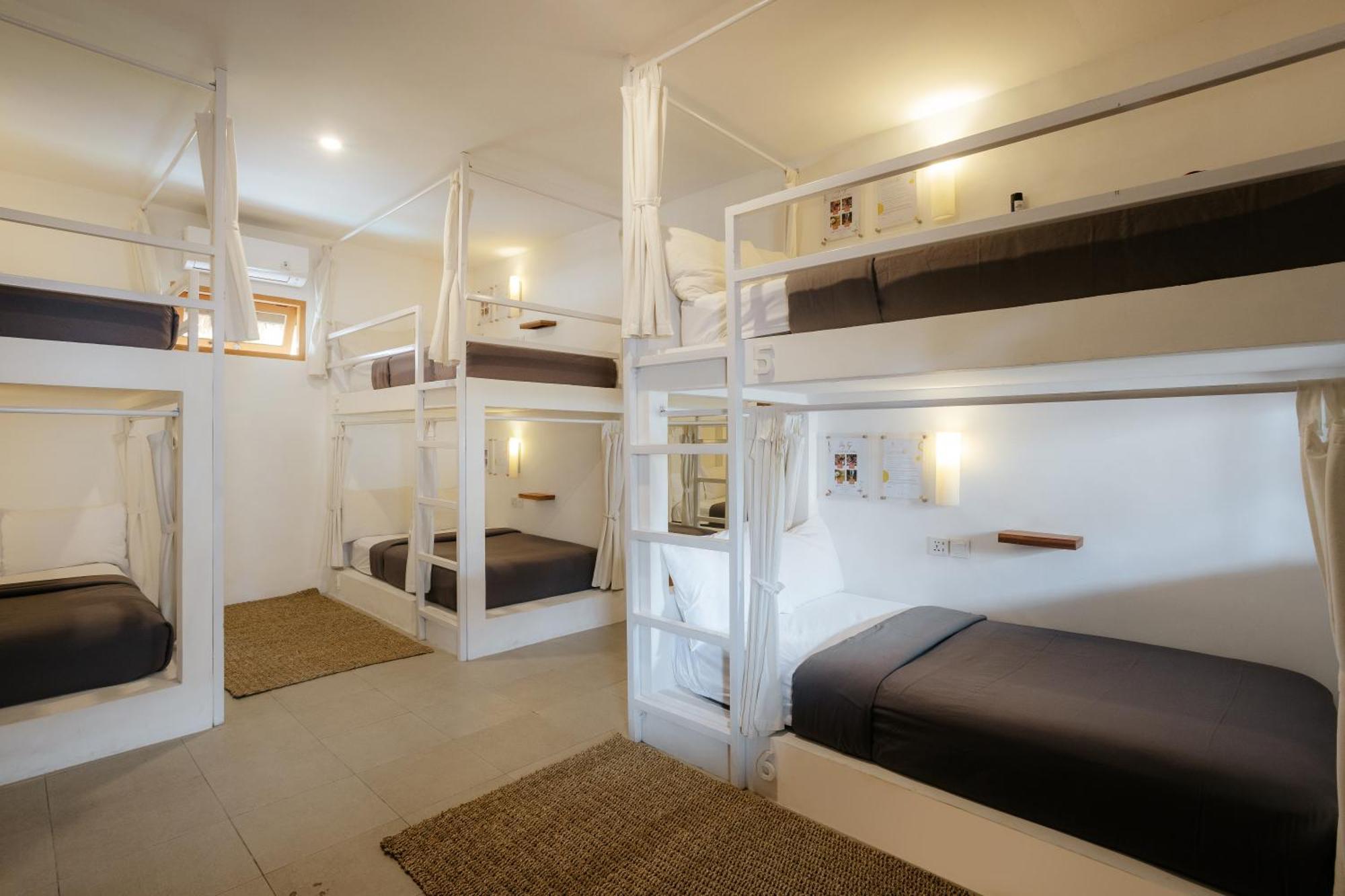 Hostel Puri Garden Hotel&hostel *