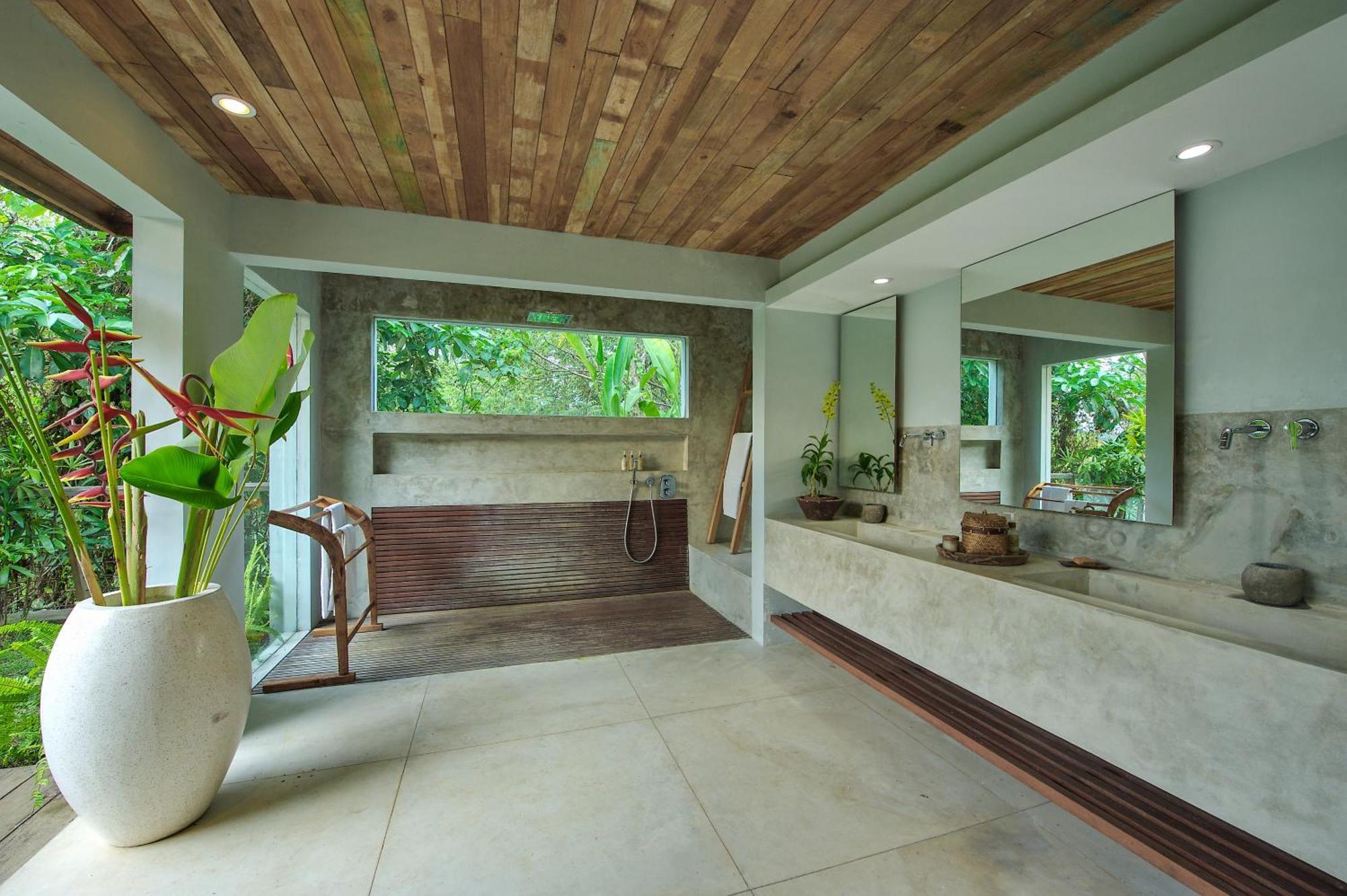 Lumia Bali *
