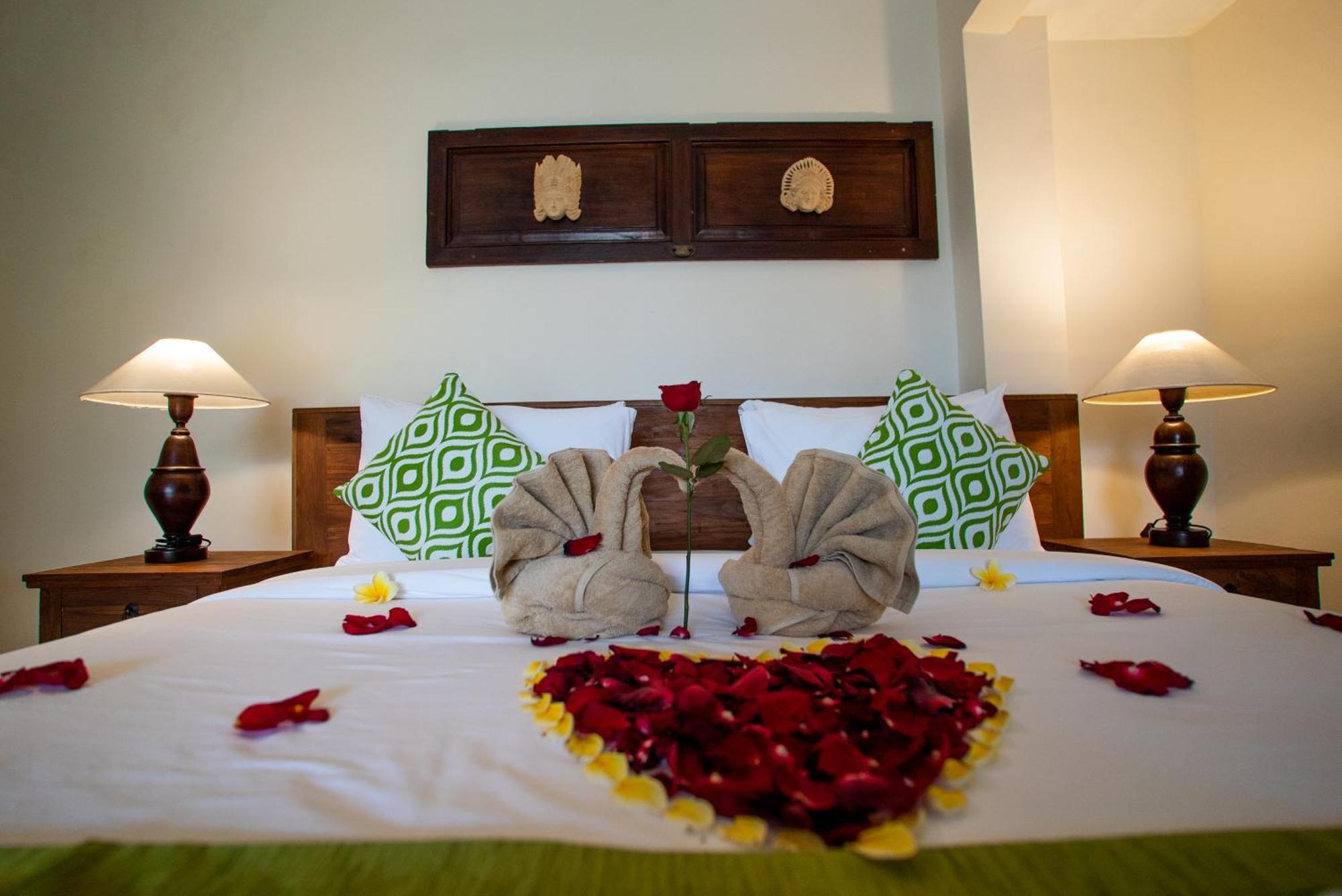 Capung Villa *