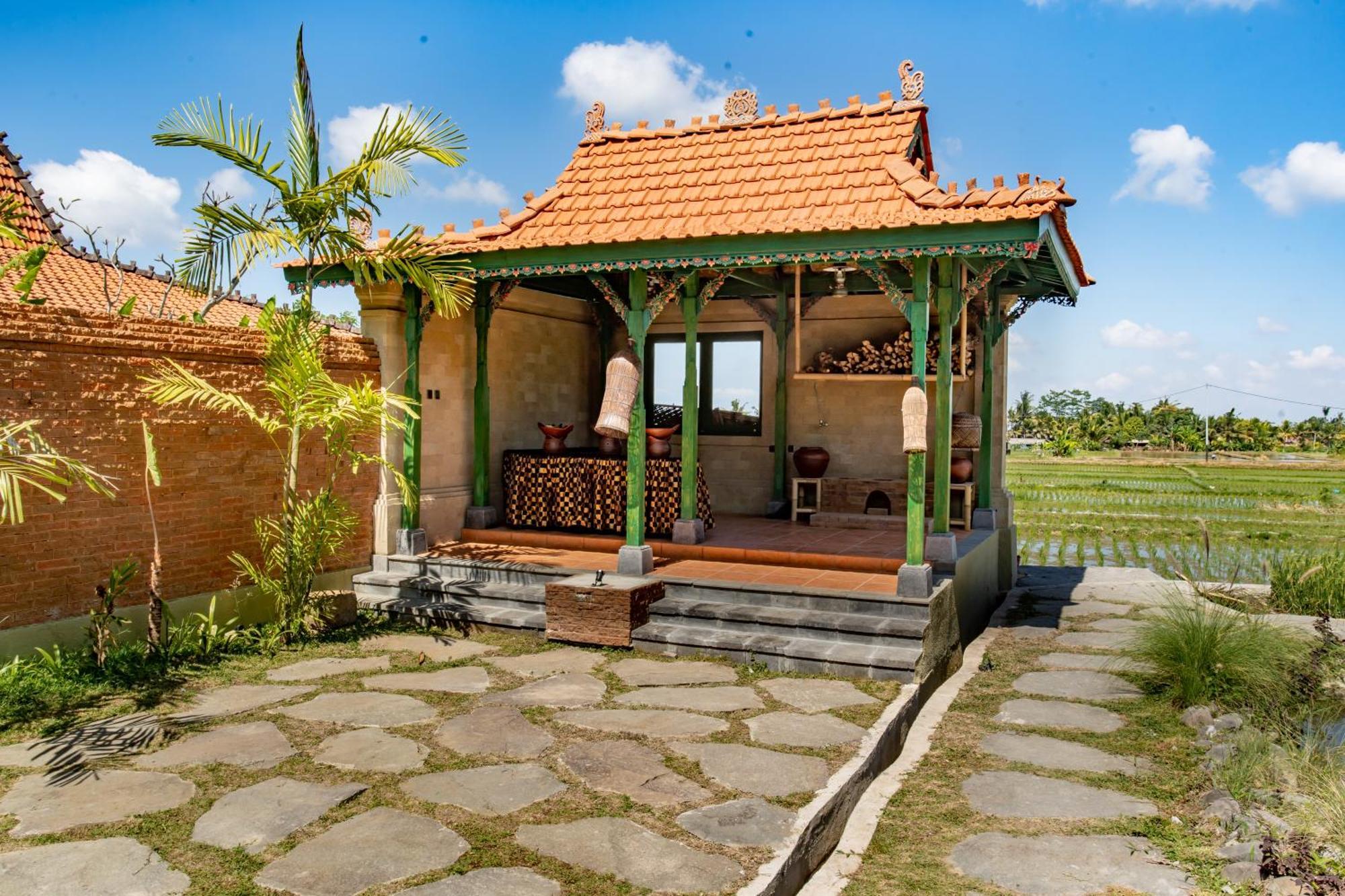 Arya Arkananta & 4* Ubud