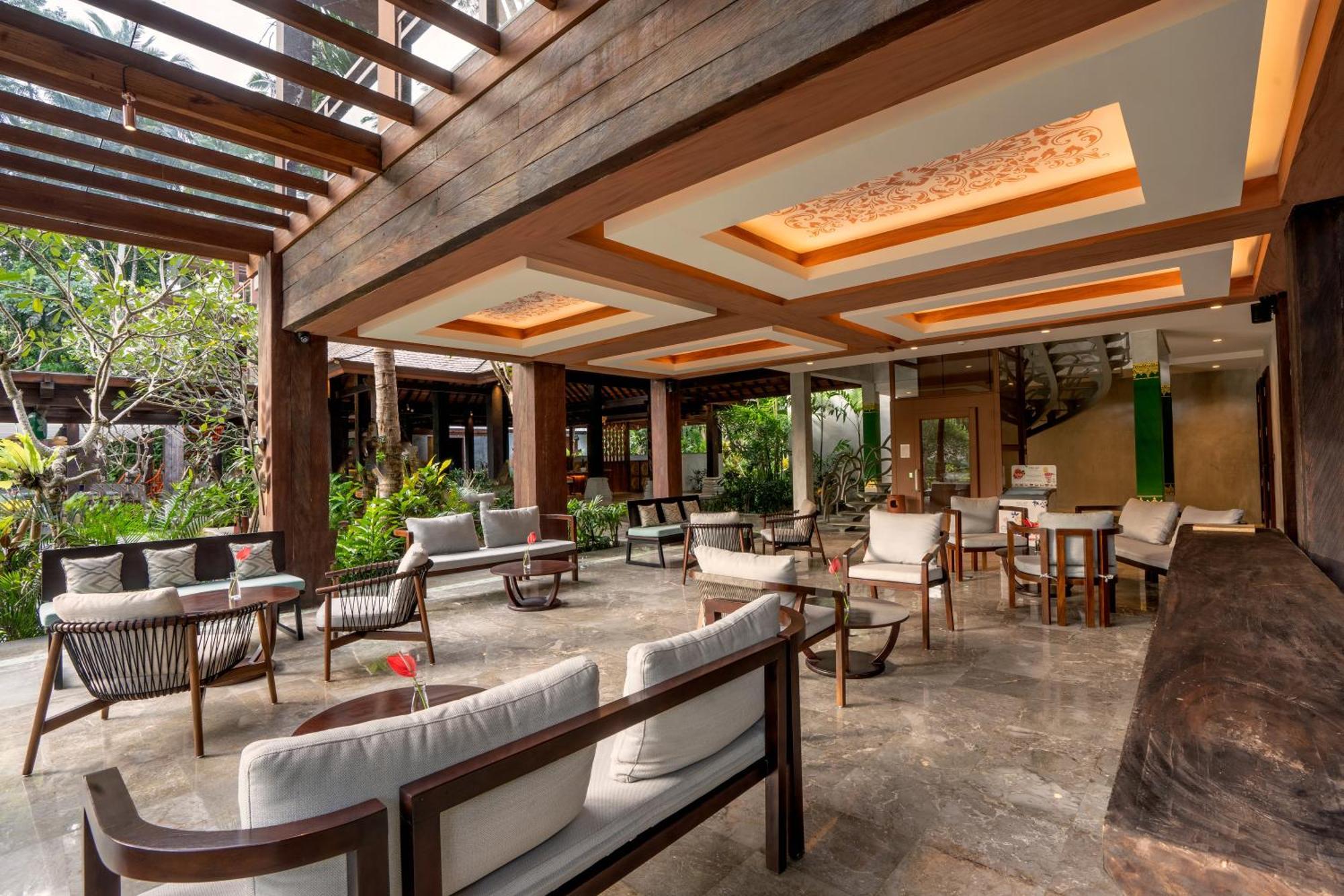 Anandadara & Hotel 5*