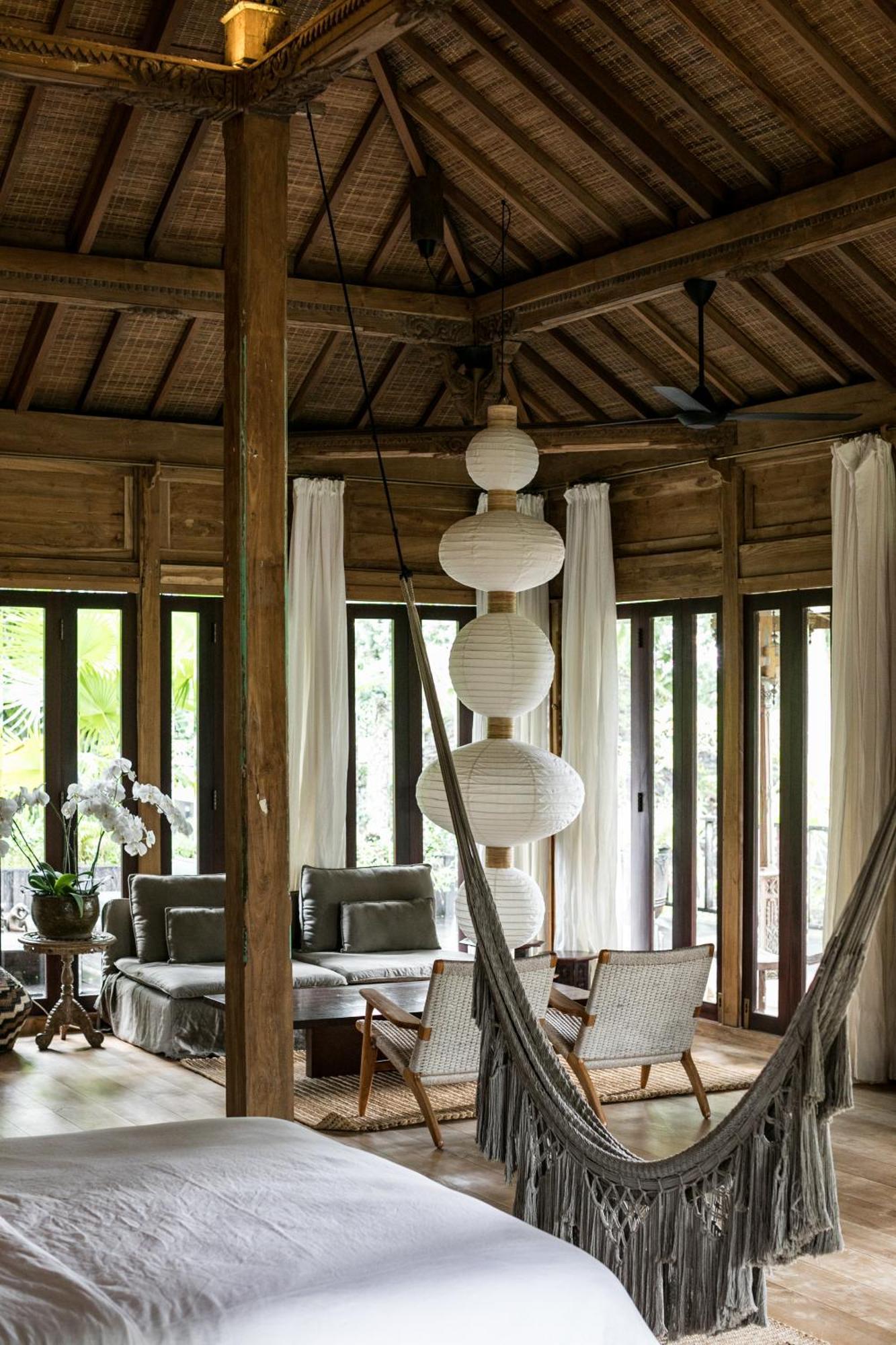Umah Cengkeh Guest house