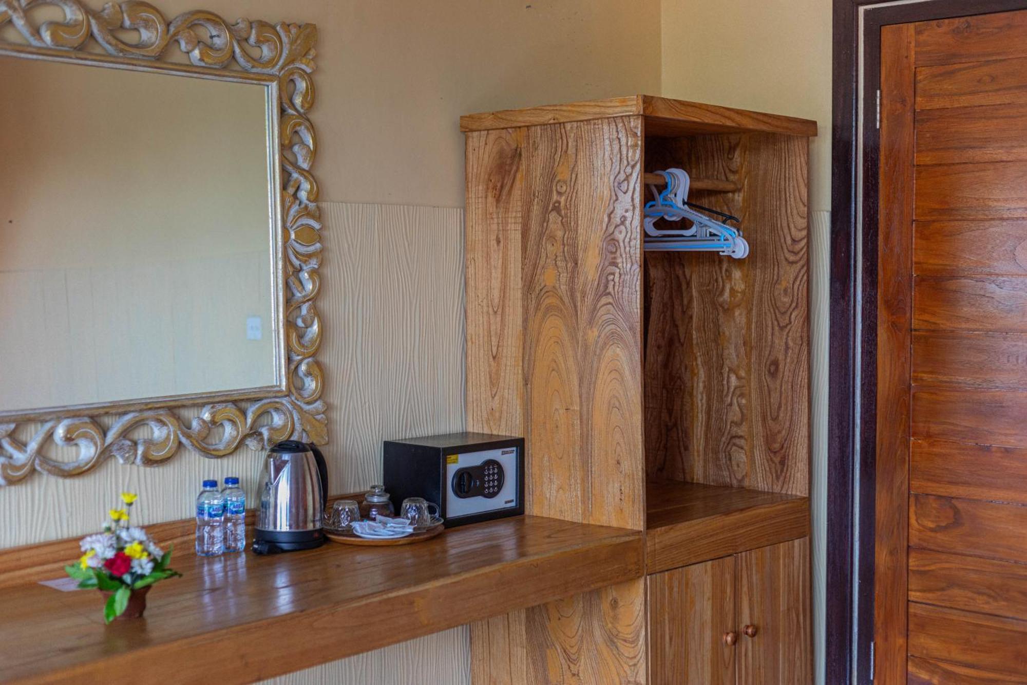 Kutuh Rumah tetamu 4*