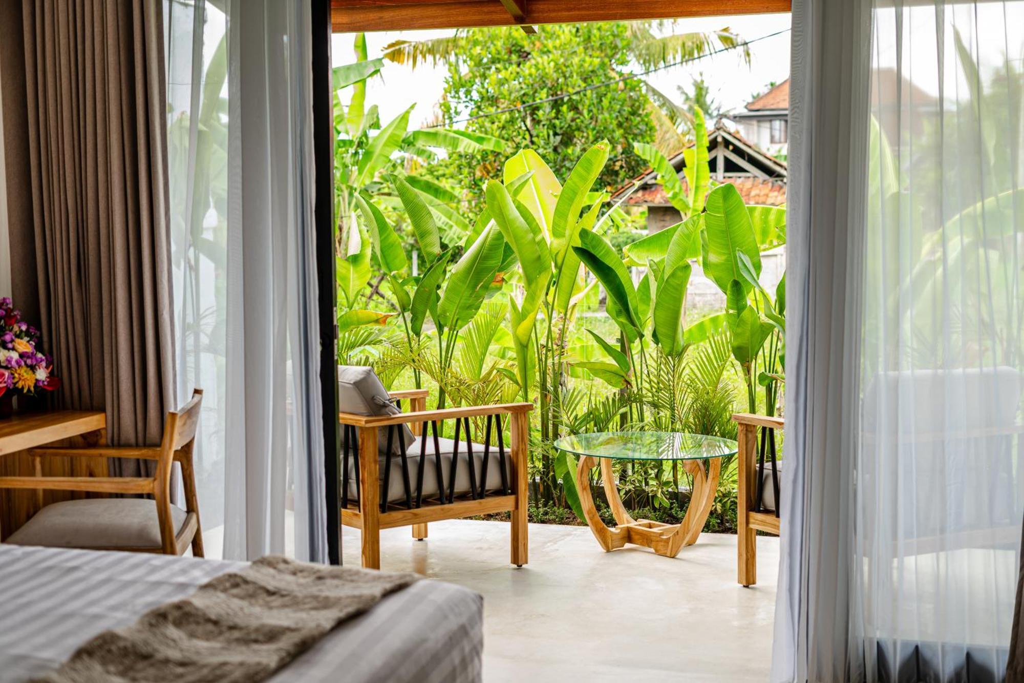 Udara By Evdekimi - Sapcious 4bd Pool With Lush Garden At Artistic Center Of *