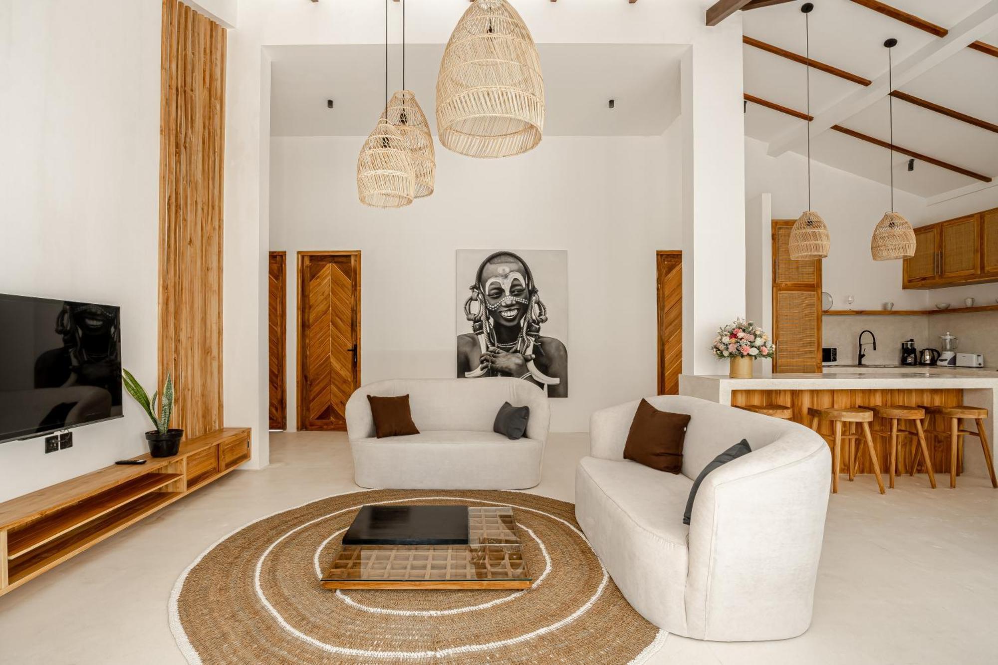 Udara By Evdekimi - Sapcious 4bd Pool With Lush Garden At Artistic Center Of Villa