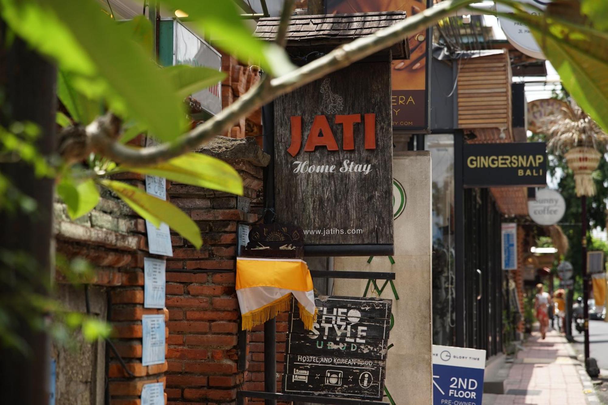 Jati Guest house 2*
