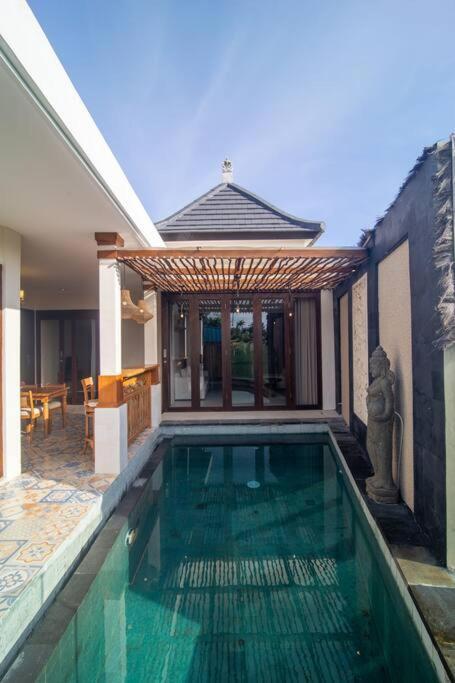 Dewi 3 Villa
