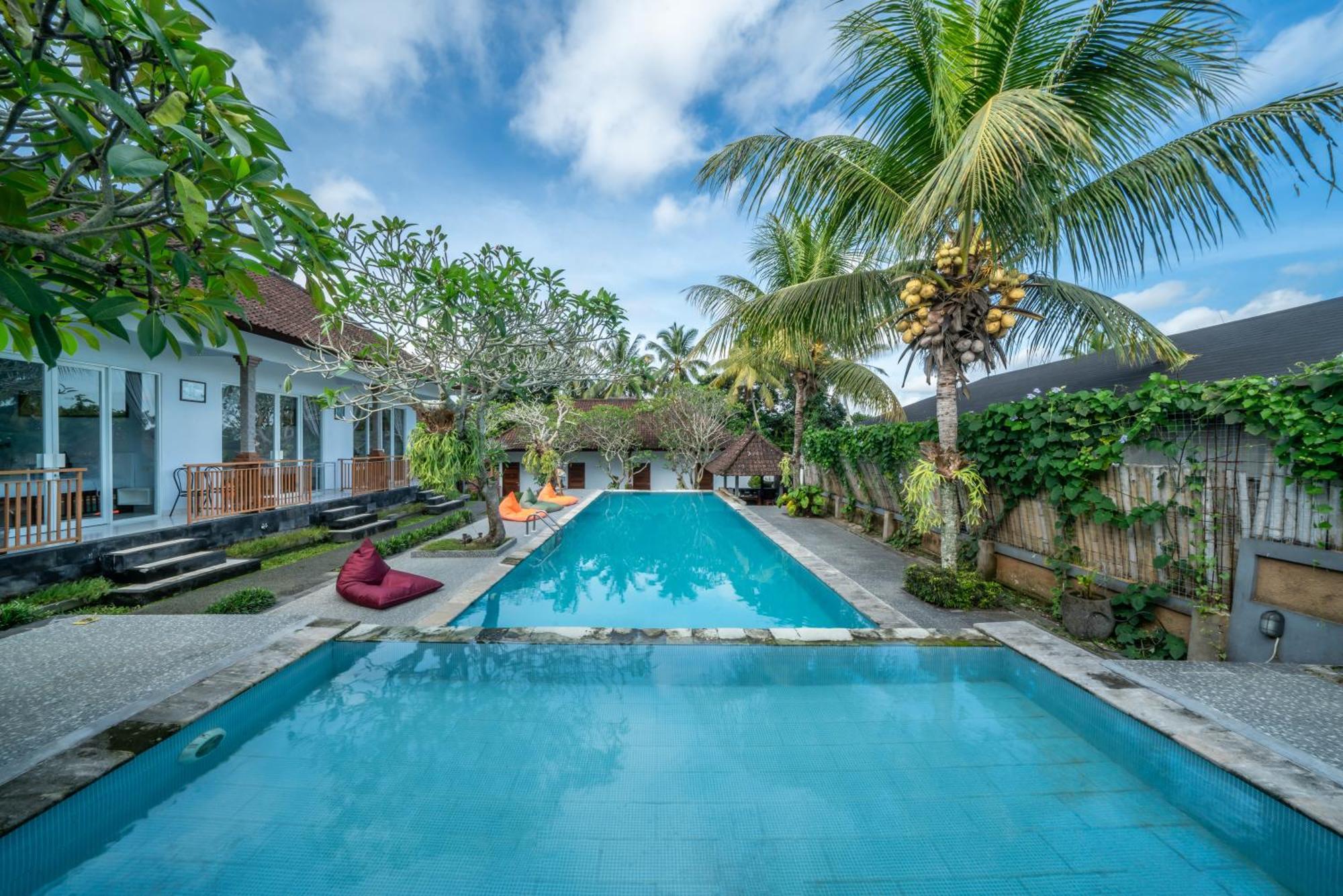Uma Hotel 3*