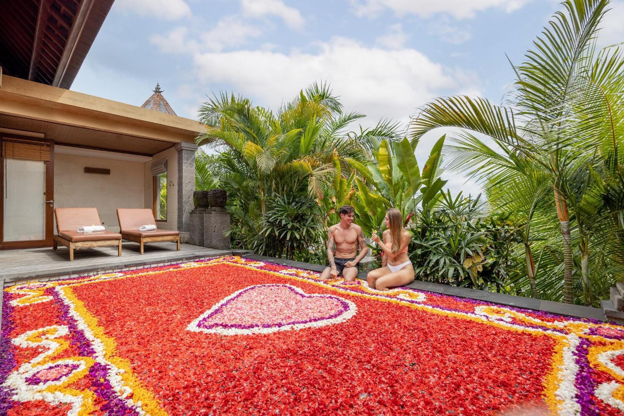 The Sankara And By Pramana 4*