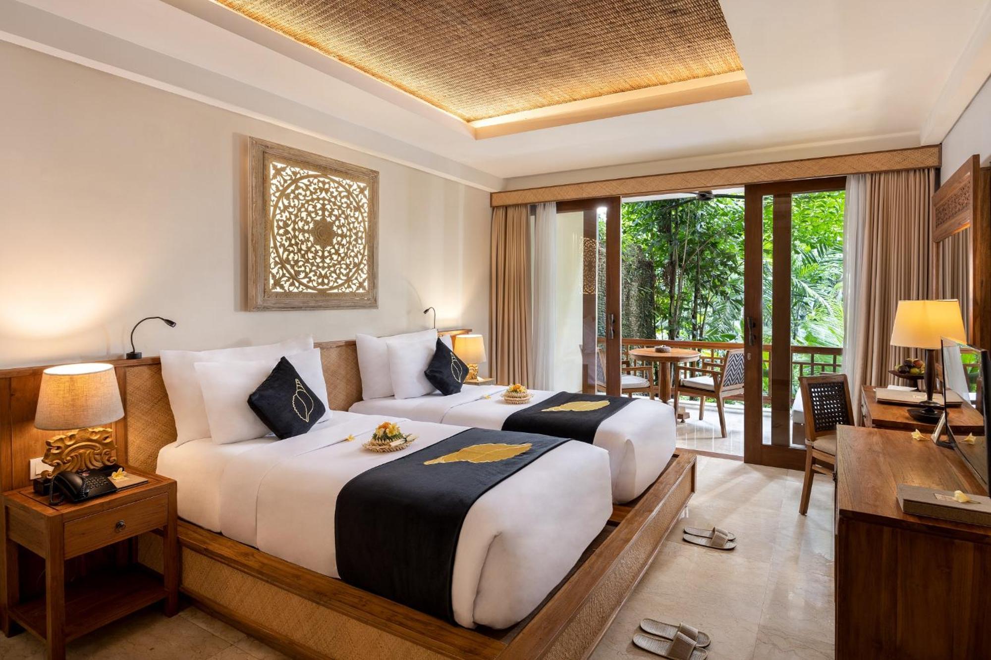 The Sankara And By Pramana 4*