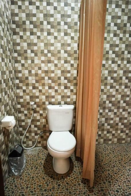 Tebe Mesari Bed & Breakfast
