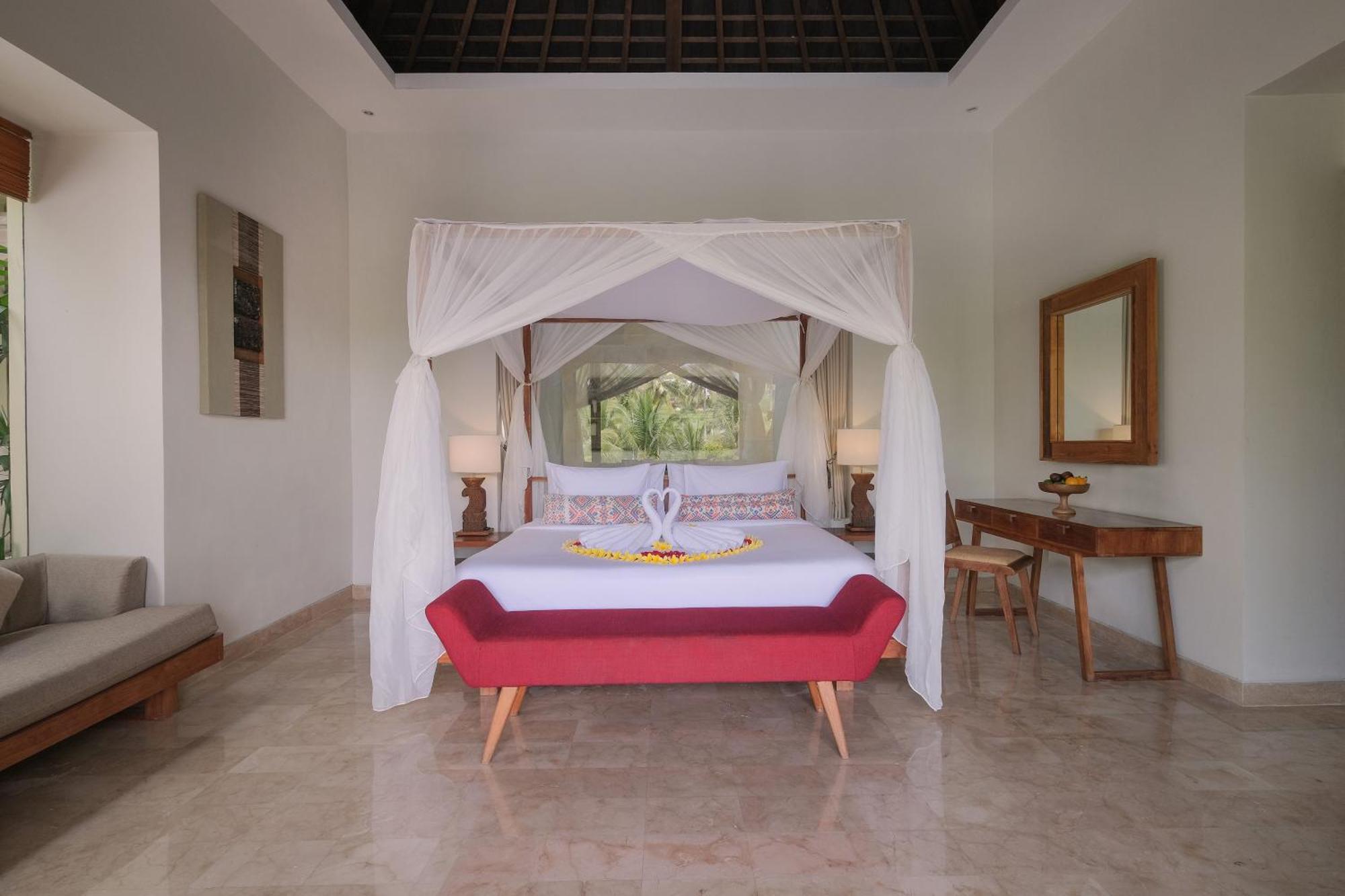 Puri Sebali 5*