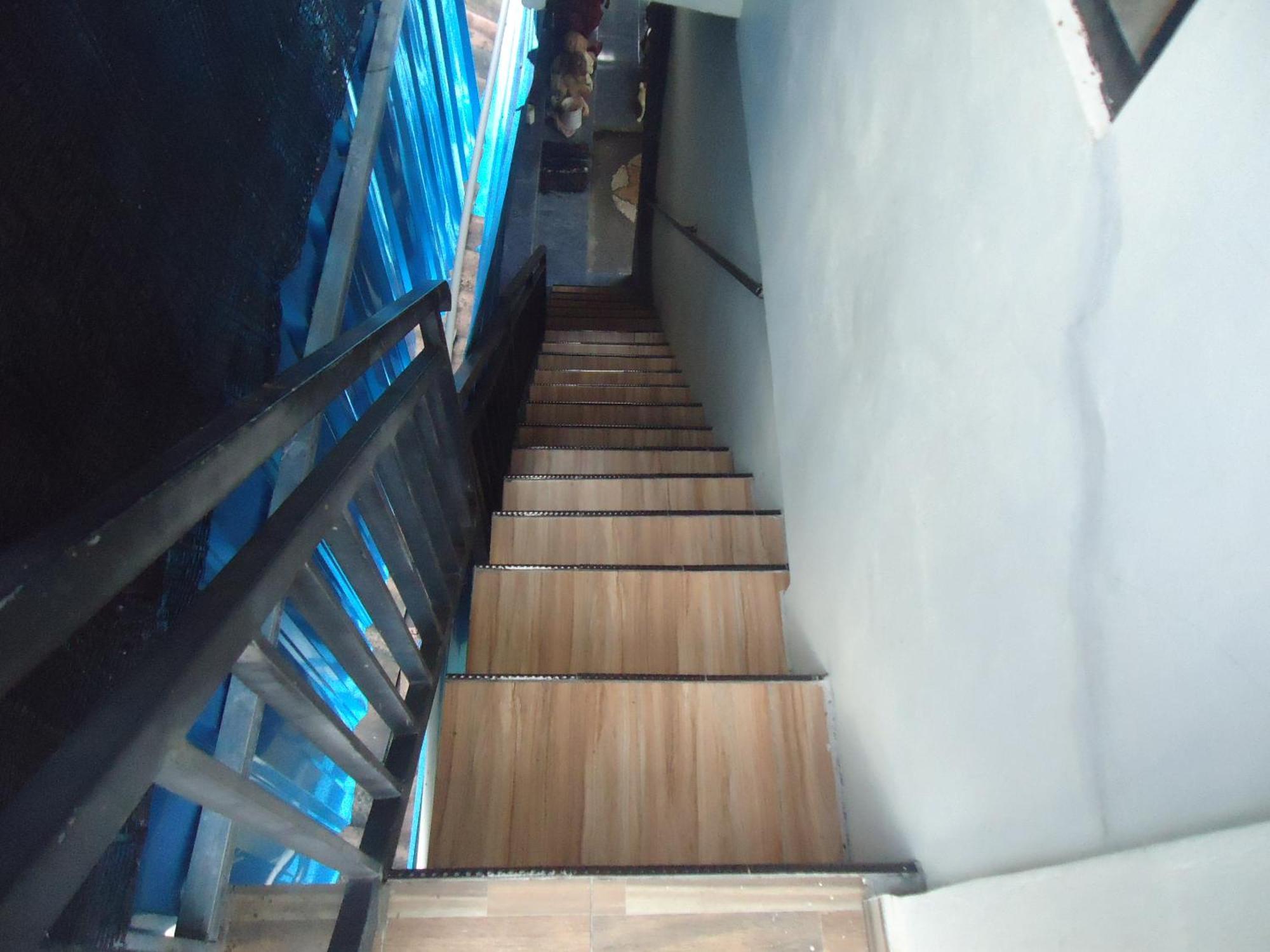 Kenari Diwang Apartment *