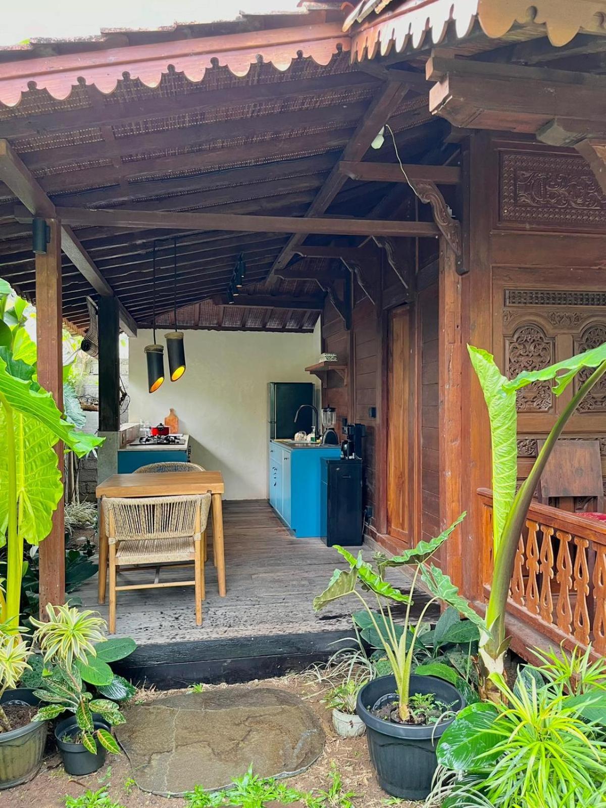 Kaiwatu House *