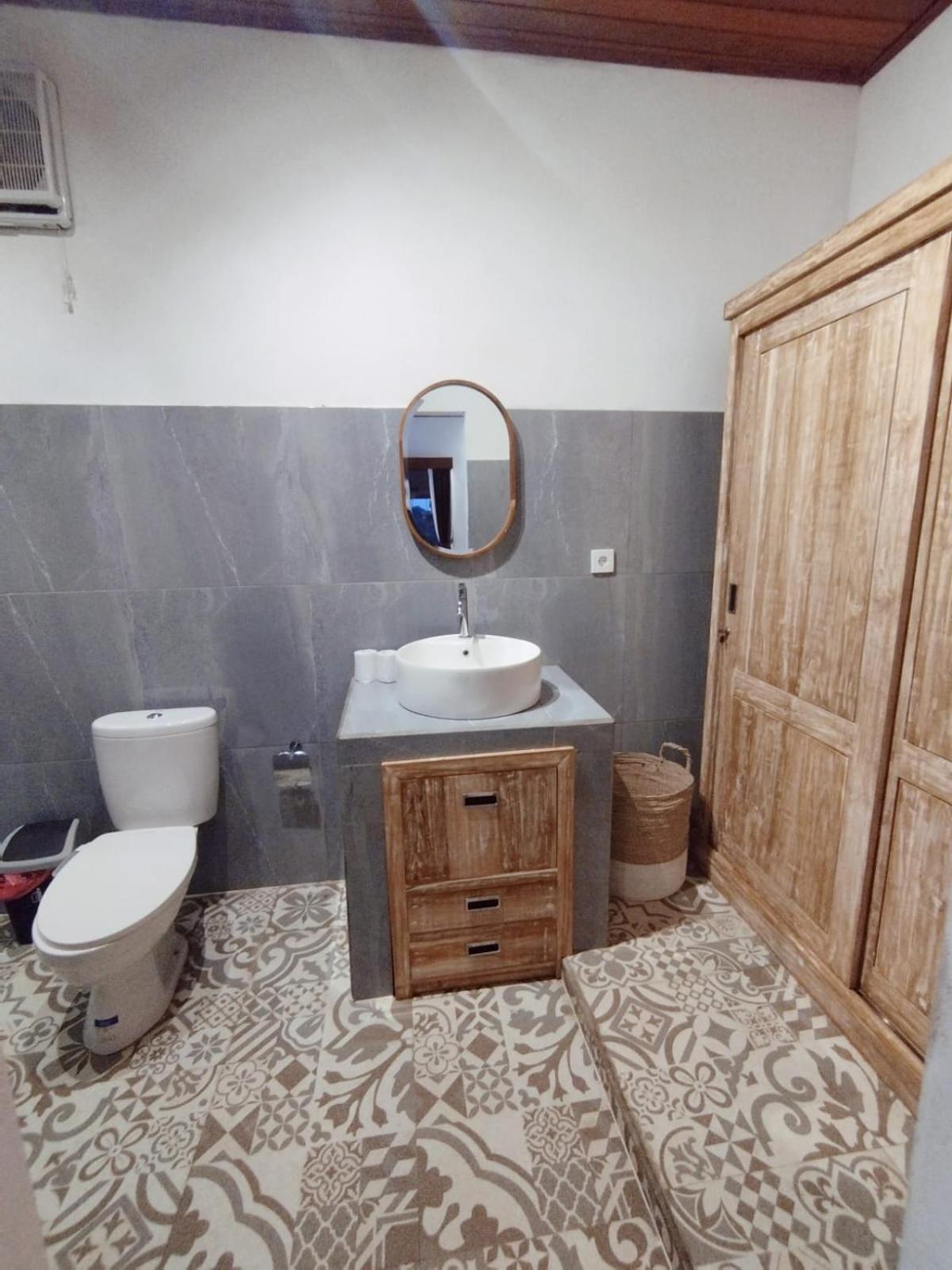 Lasan Mas Villa *