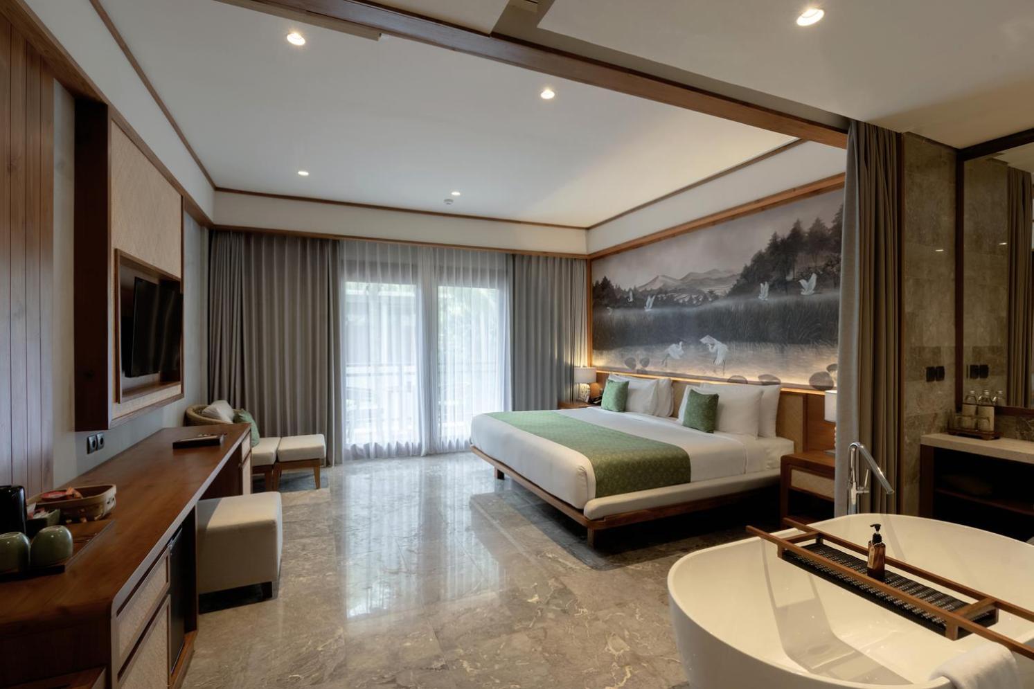Anandadara & Hotel 5*