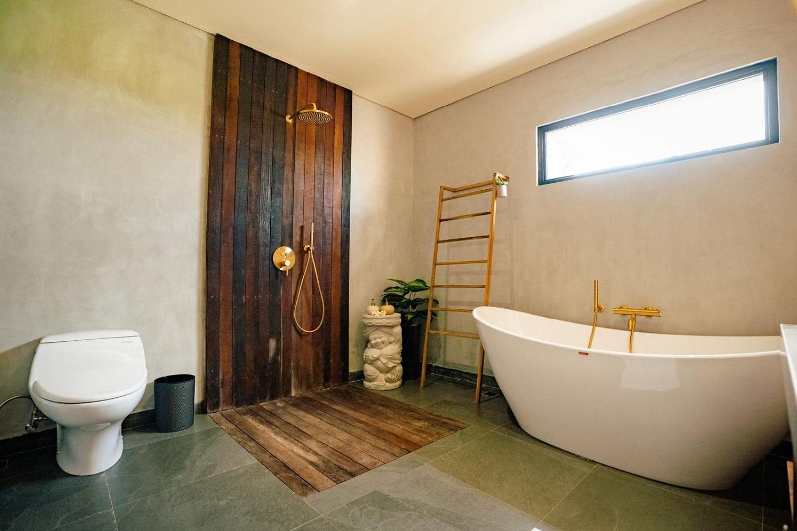 Kari Senja Luxury