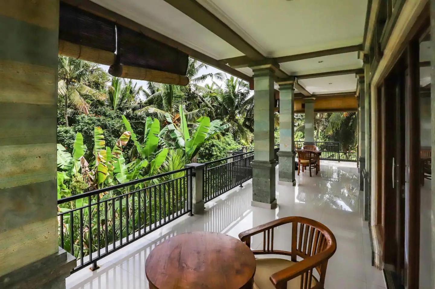 Big Stone House 8 - 6 Min Center And 500m Parq Guest house *