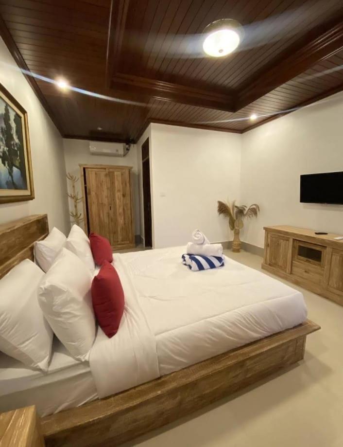 Tiara Guest house *