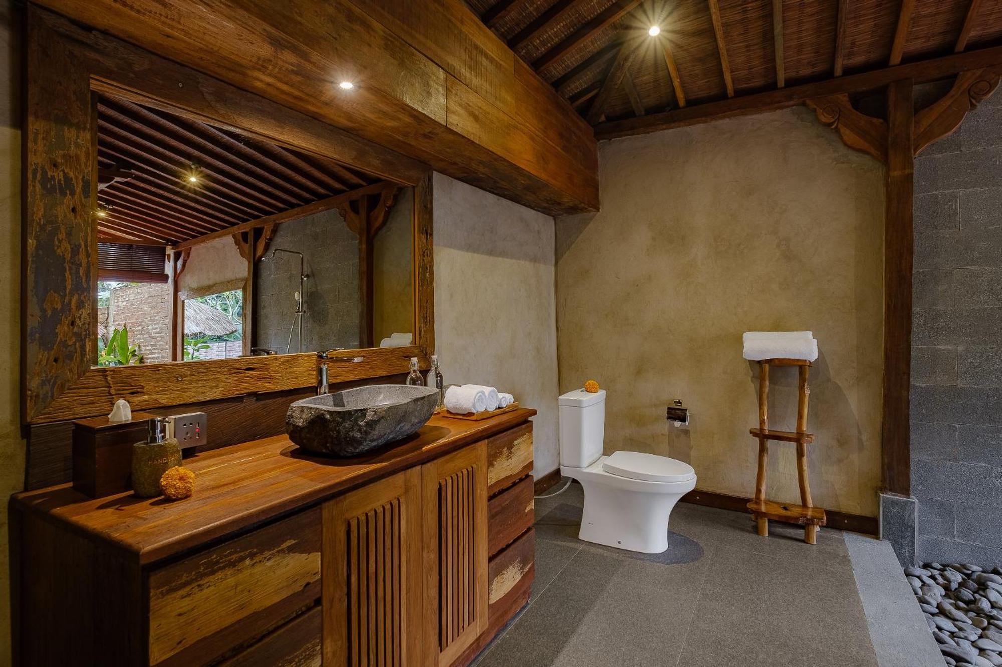 Bubu Mesari Villa *
