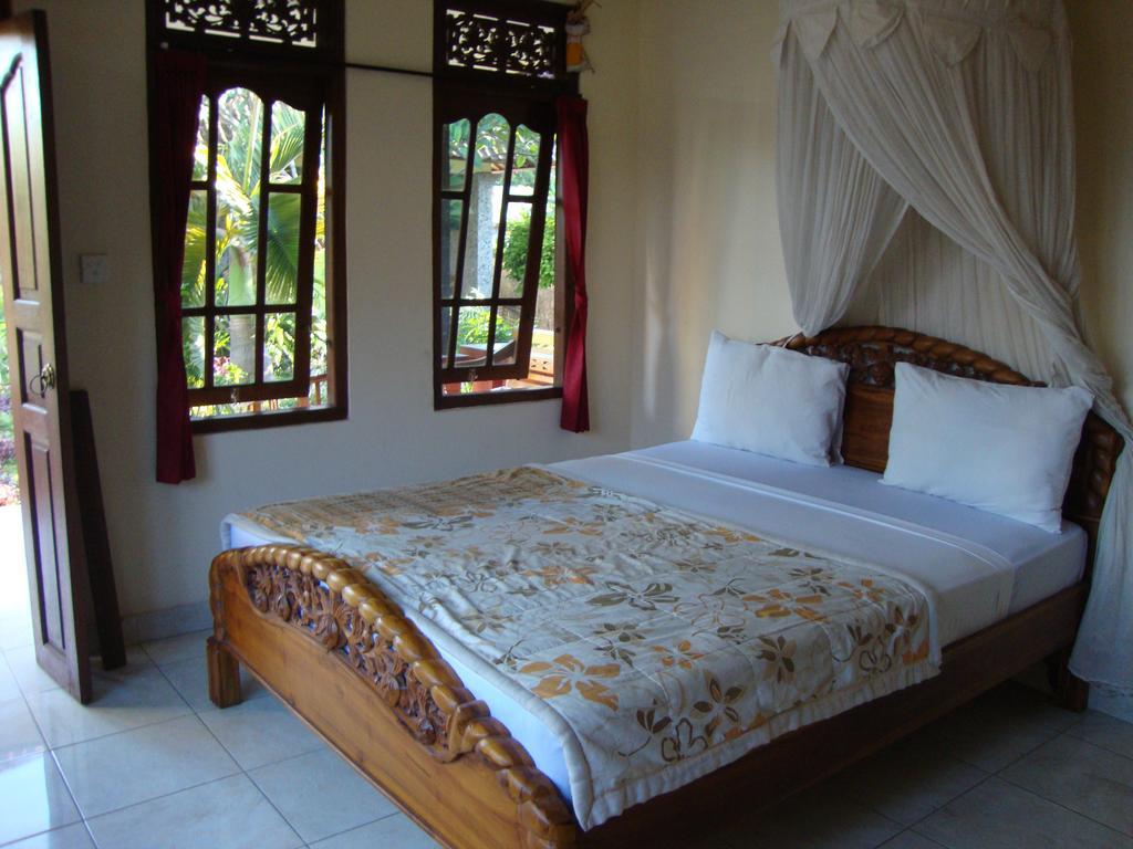 Gusti Home Stay Ubud *