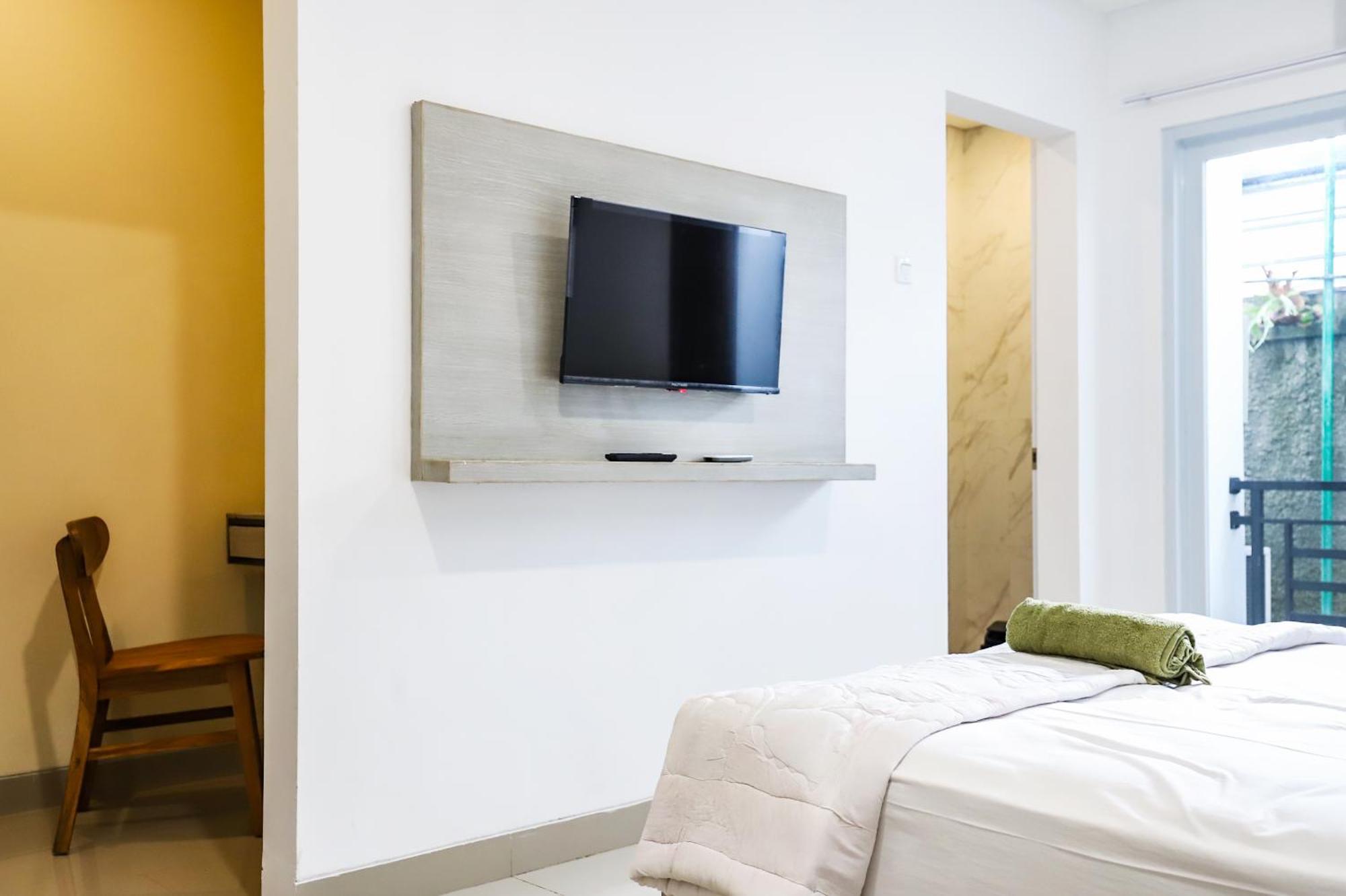 White Blue House - Private Room, Shared Pool And Kitchen - 8 * Ubud (Bali)