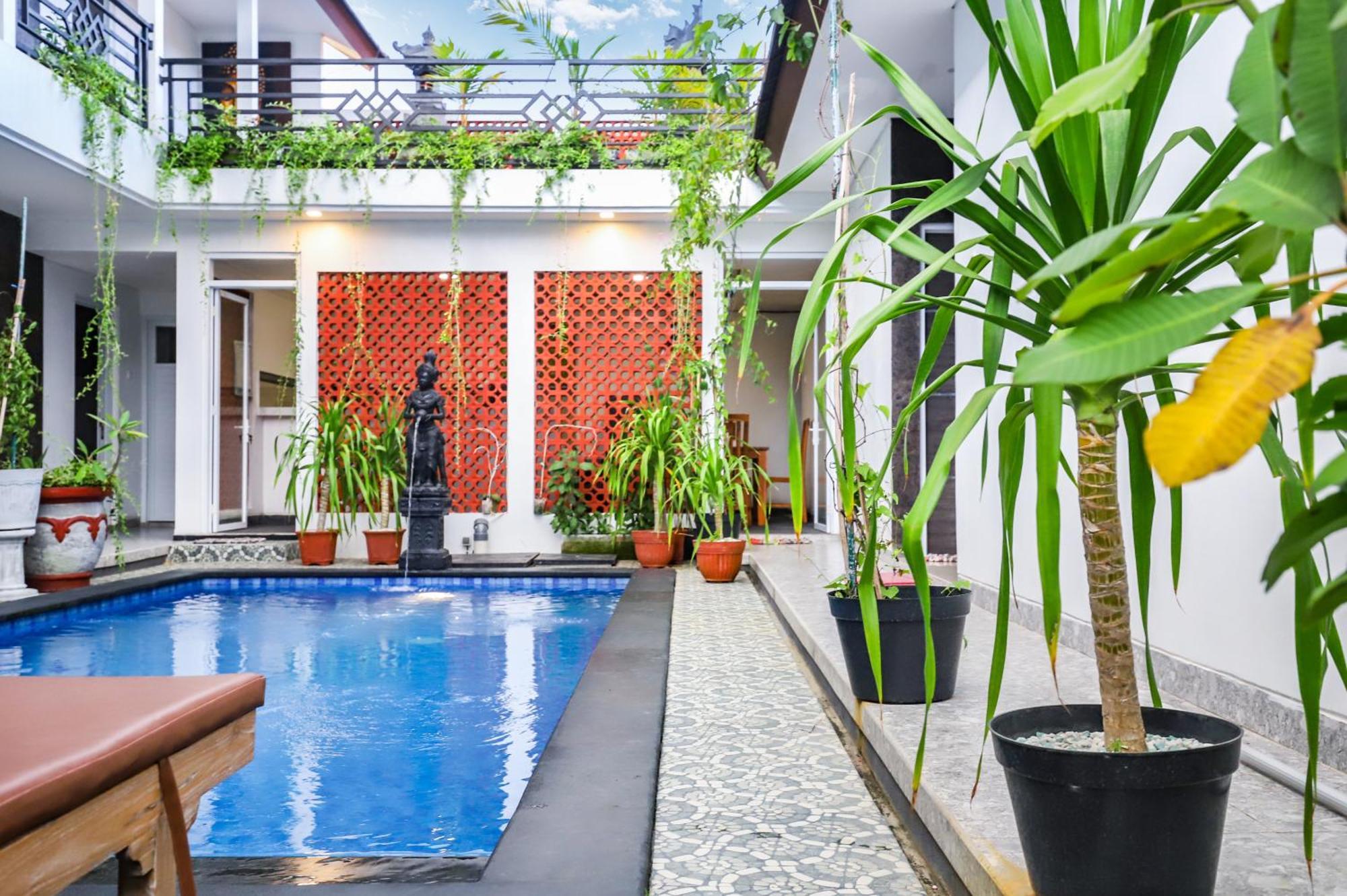 Guest house White Blue House - Private Room, Shared Pool And Kitchen - 8 *