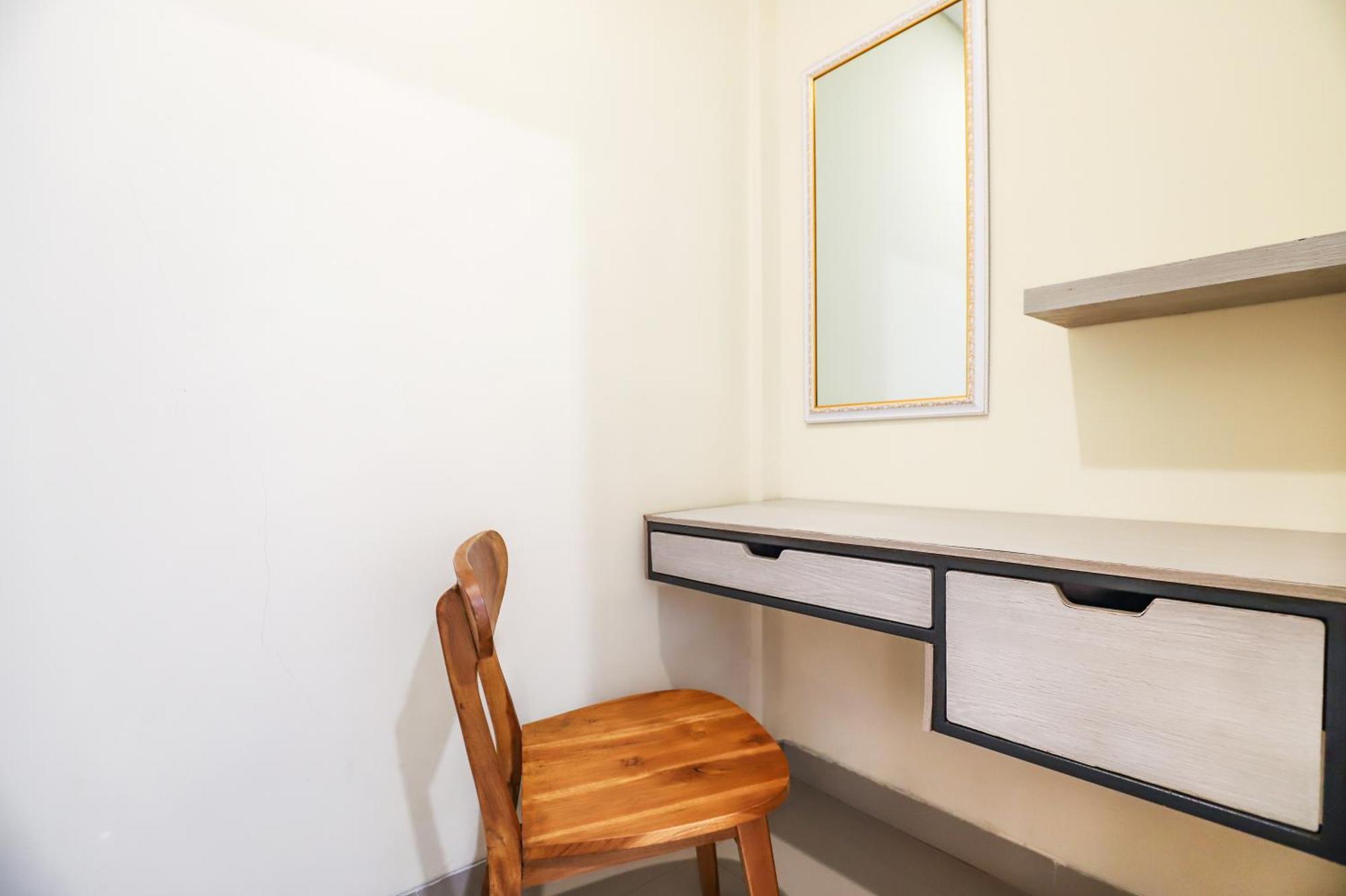 Guest house White Blue House - Private Room, Shared Pool And Kitchen - 8 *