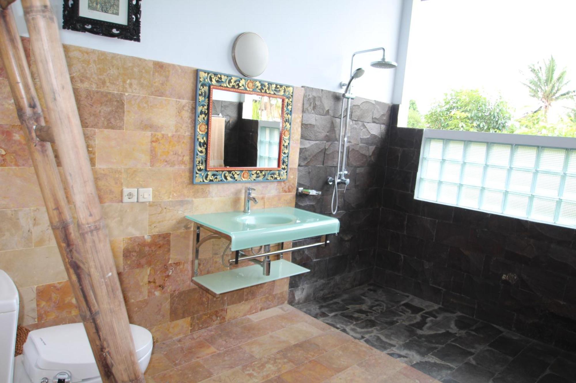 Resort Uma Capung Mas 2*