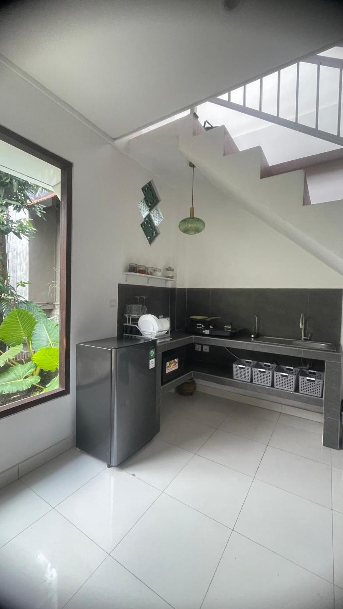 House 2 Floor