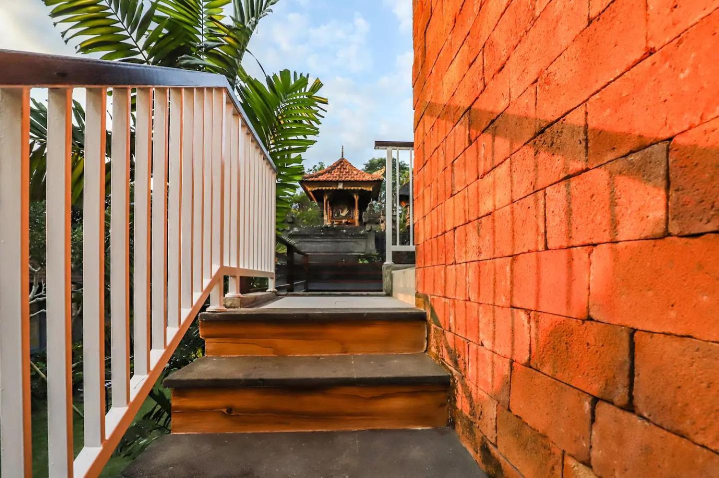 Compact Magic 2-floor 4bdr House With Yoga Terrace * Ubud