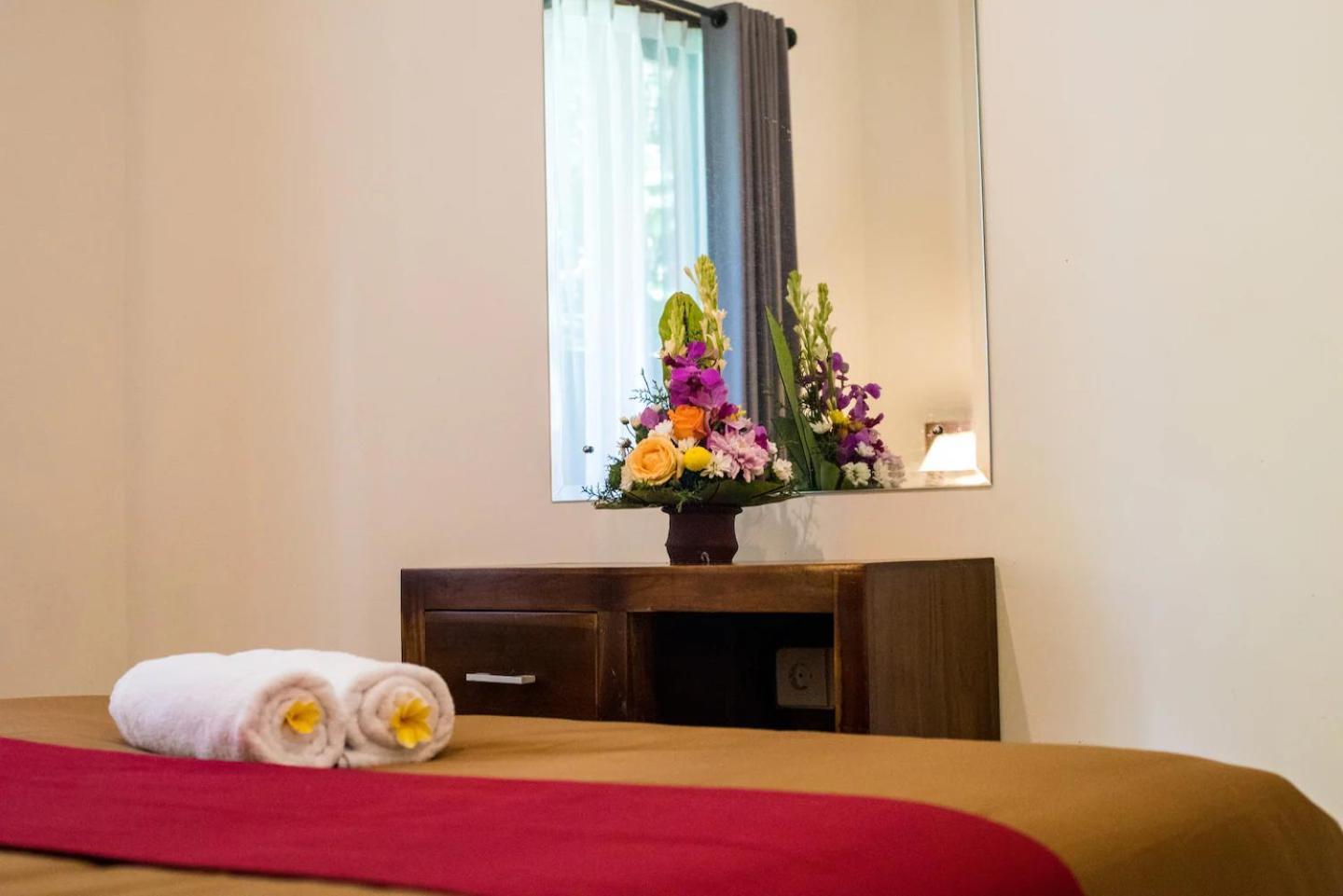 Compact Magic 2-floor 4bdr House With Yoga Terrace Villa *