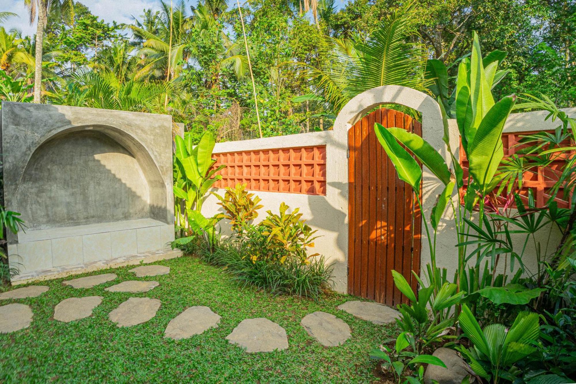 Puri Kurnia Ayu Wisma tamu