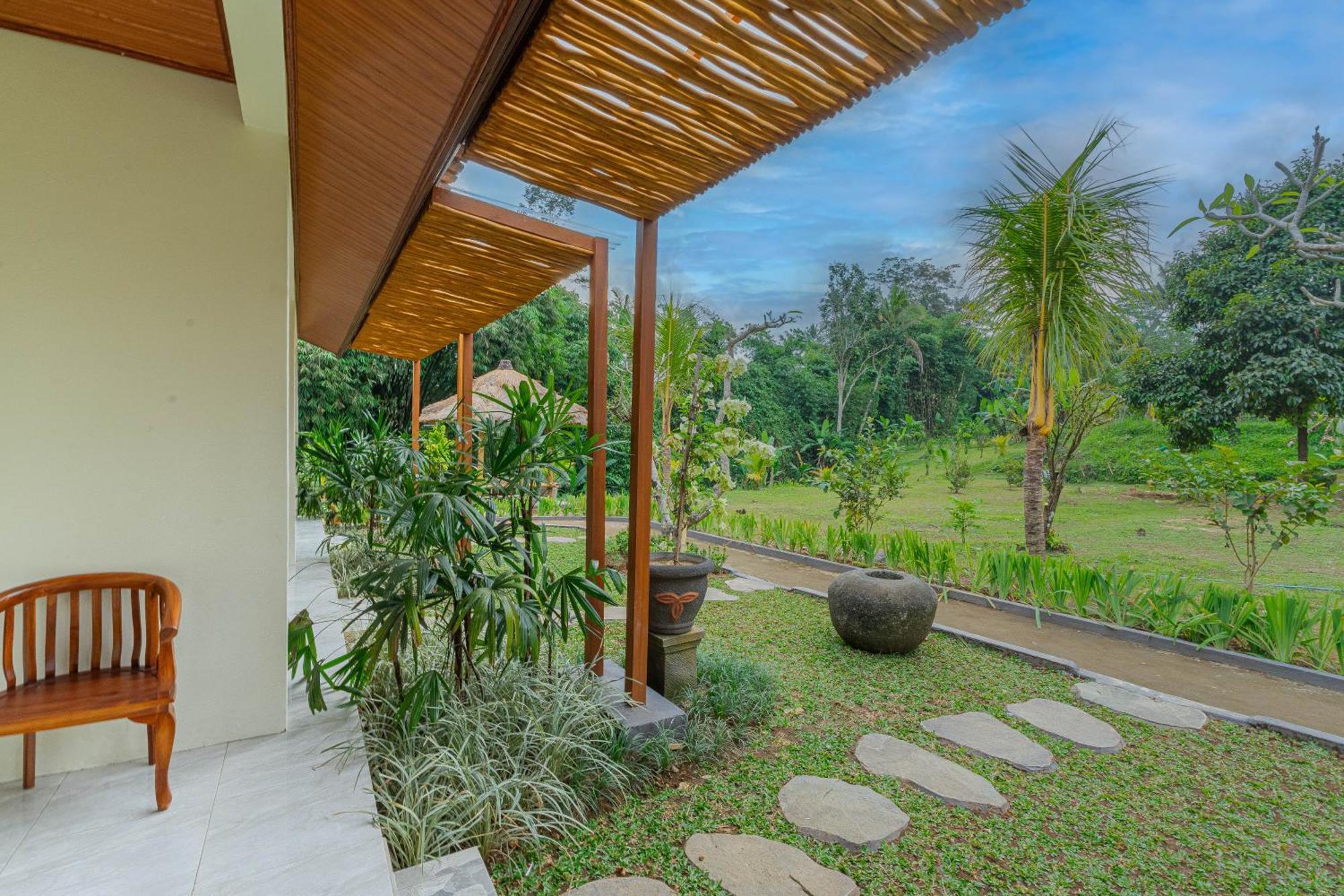 Wisma tamu Puri Kurnia Ayu